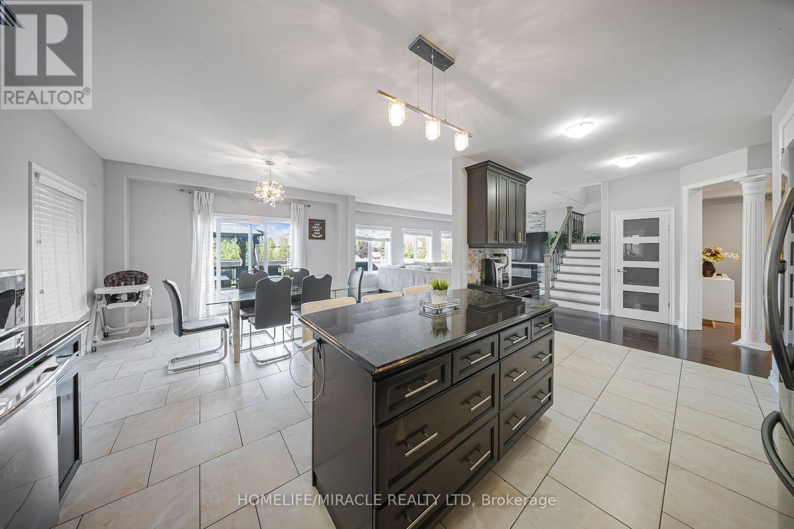 795 Robert Ferrie Drive, Kitchener, ON