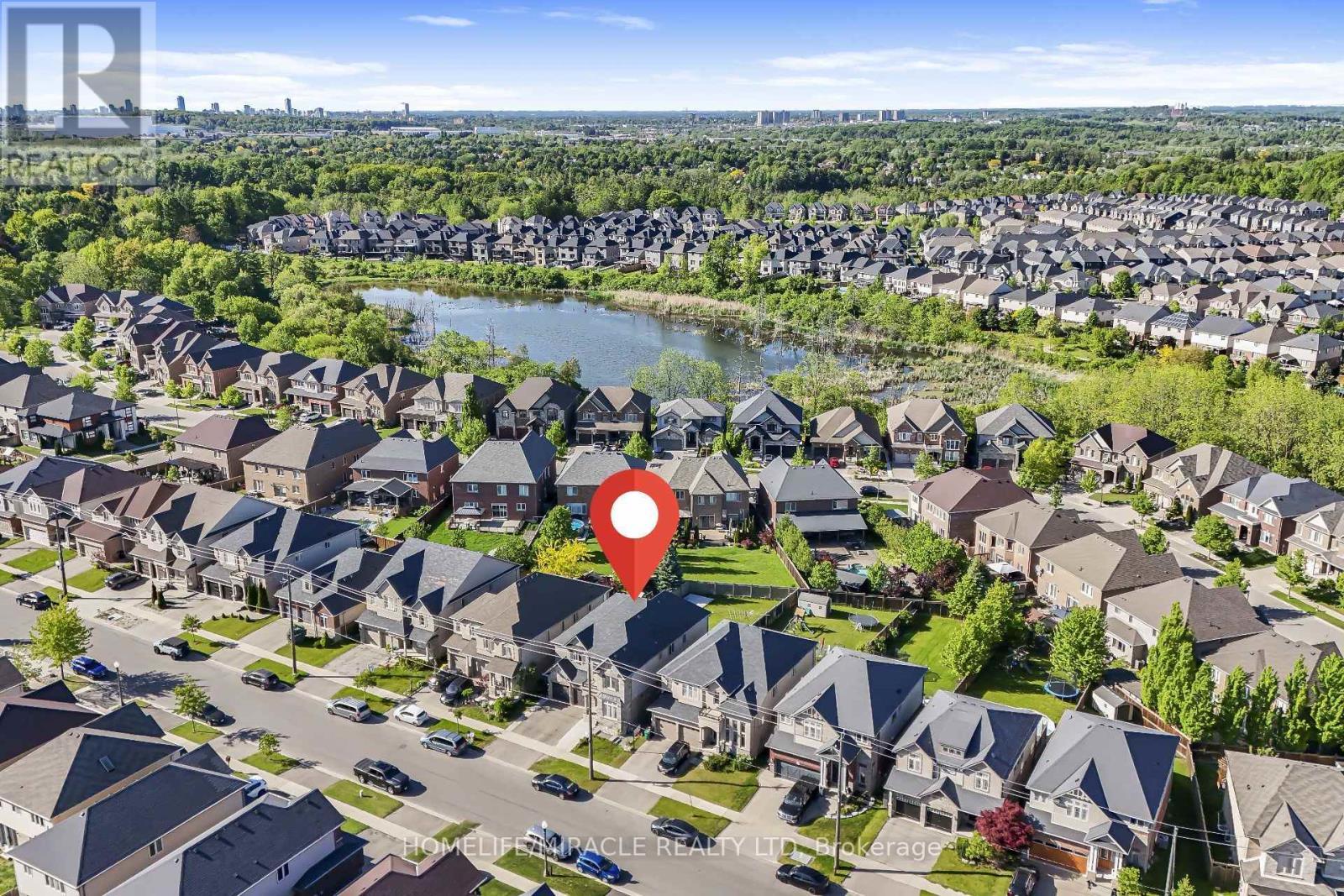795 Robert Ferrie Drive, Kitchener, ON