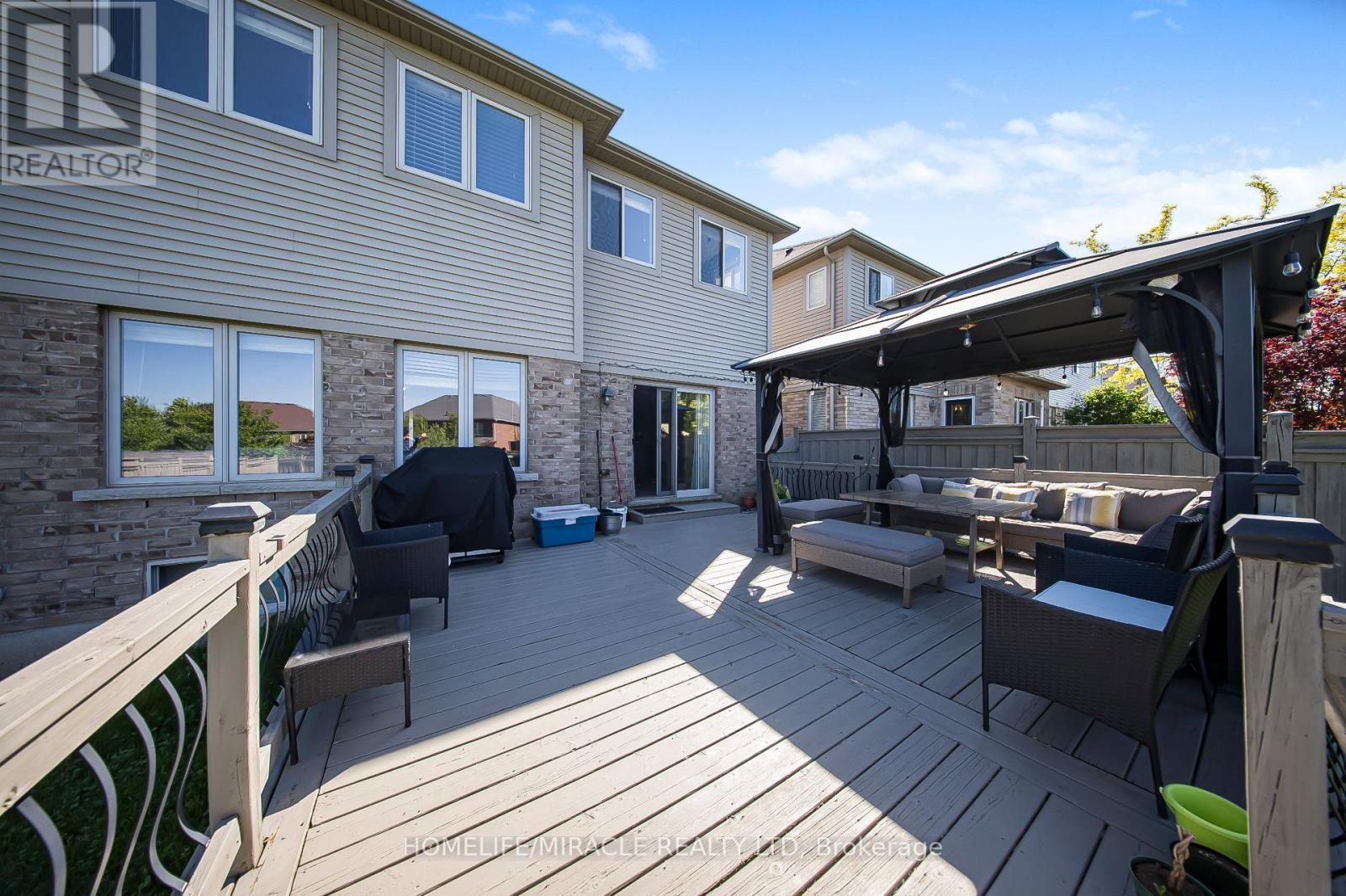 795 Robert Ferrie Drive, Kitchener, ON