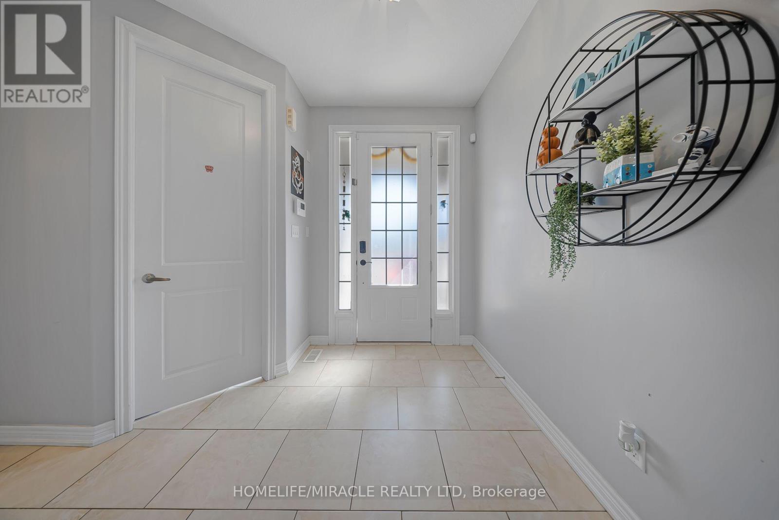 795 Robert Ferrie Drive, Kitchener, ON