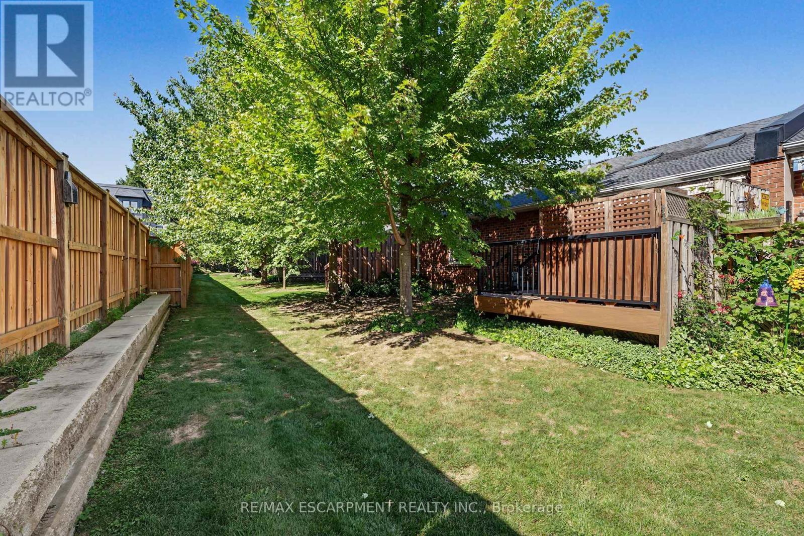 4 - 173 Wilson Street W, Hamilton, ON