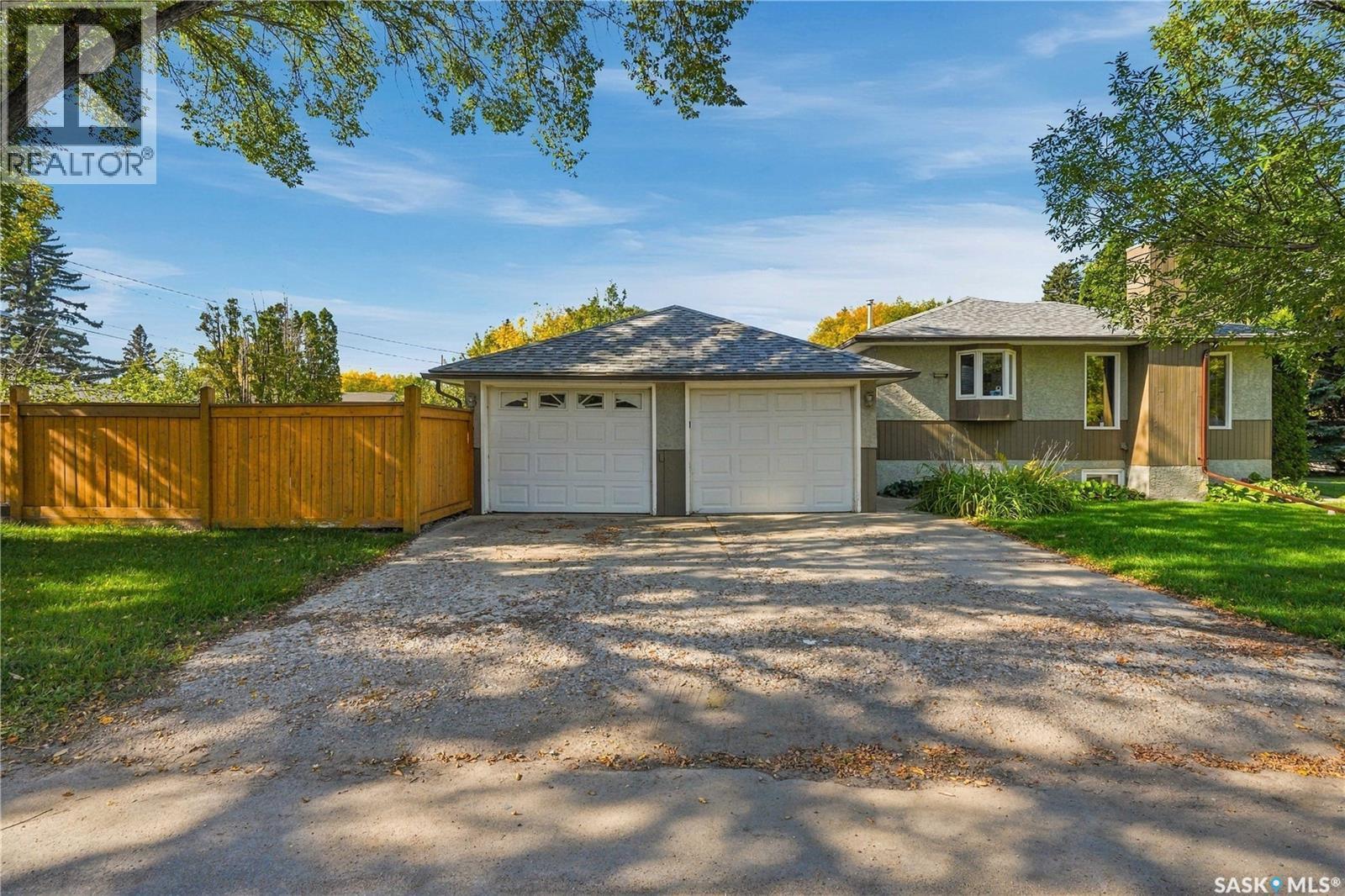 1144 2Nd Street E, Saskatoon, SK