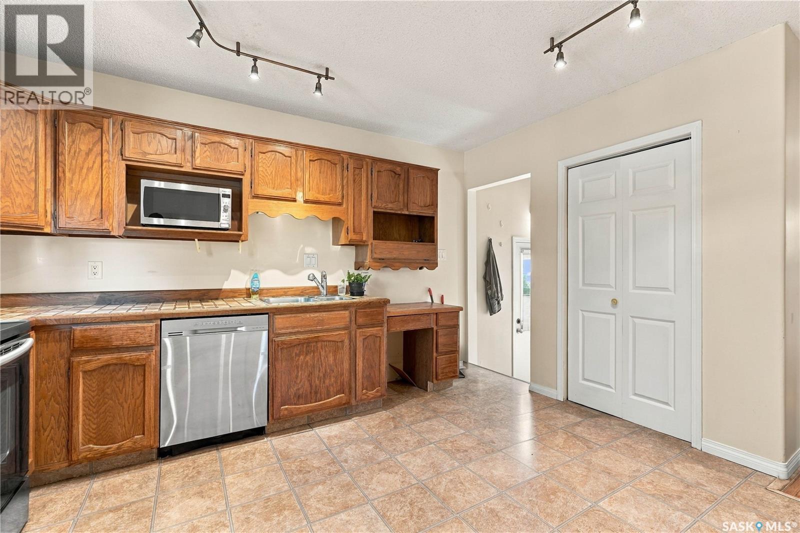 1144 2Nd Street E, Saskatoon, SK