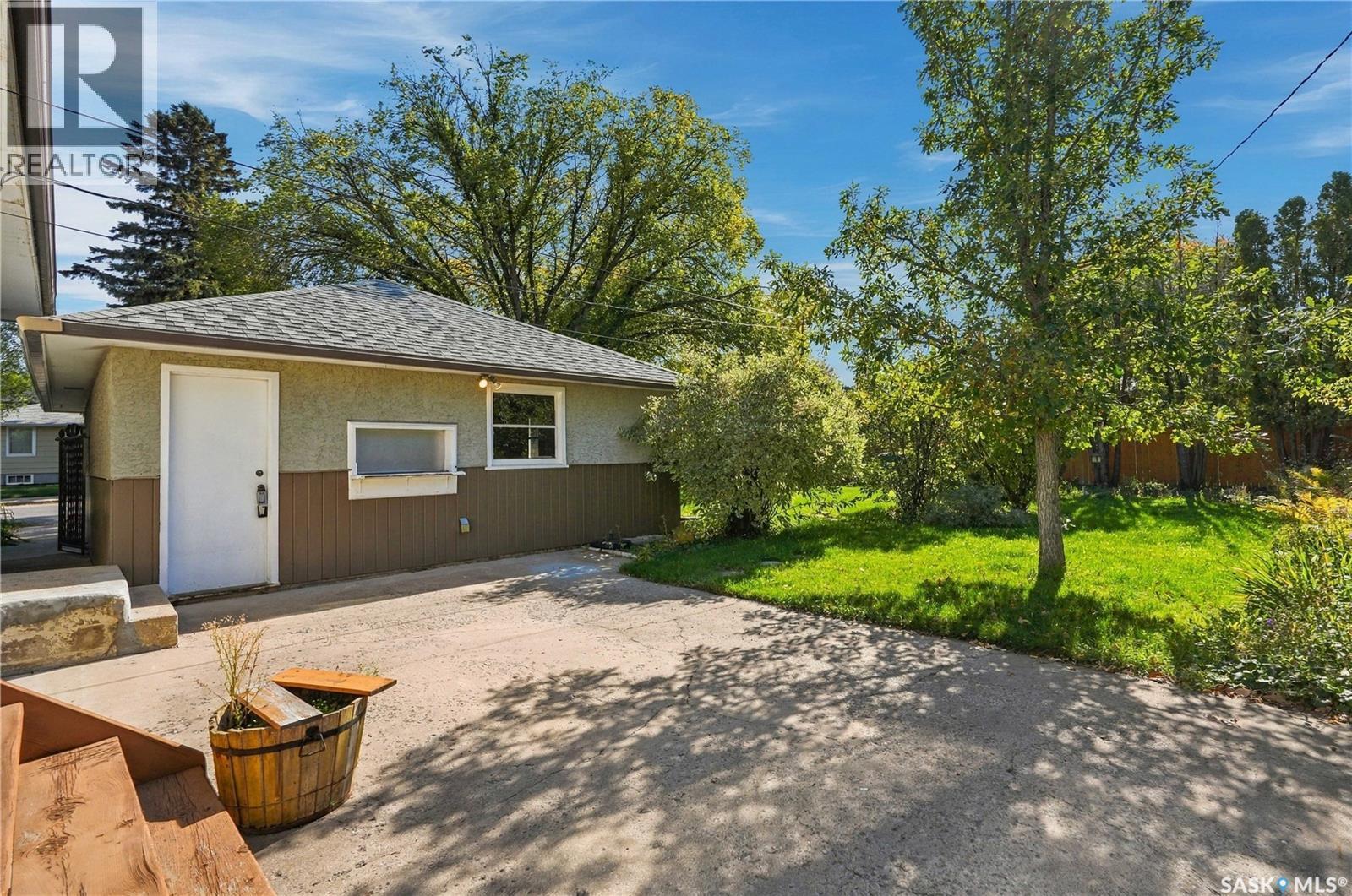 1144 2Nd Street E, Saskatoon, SK