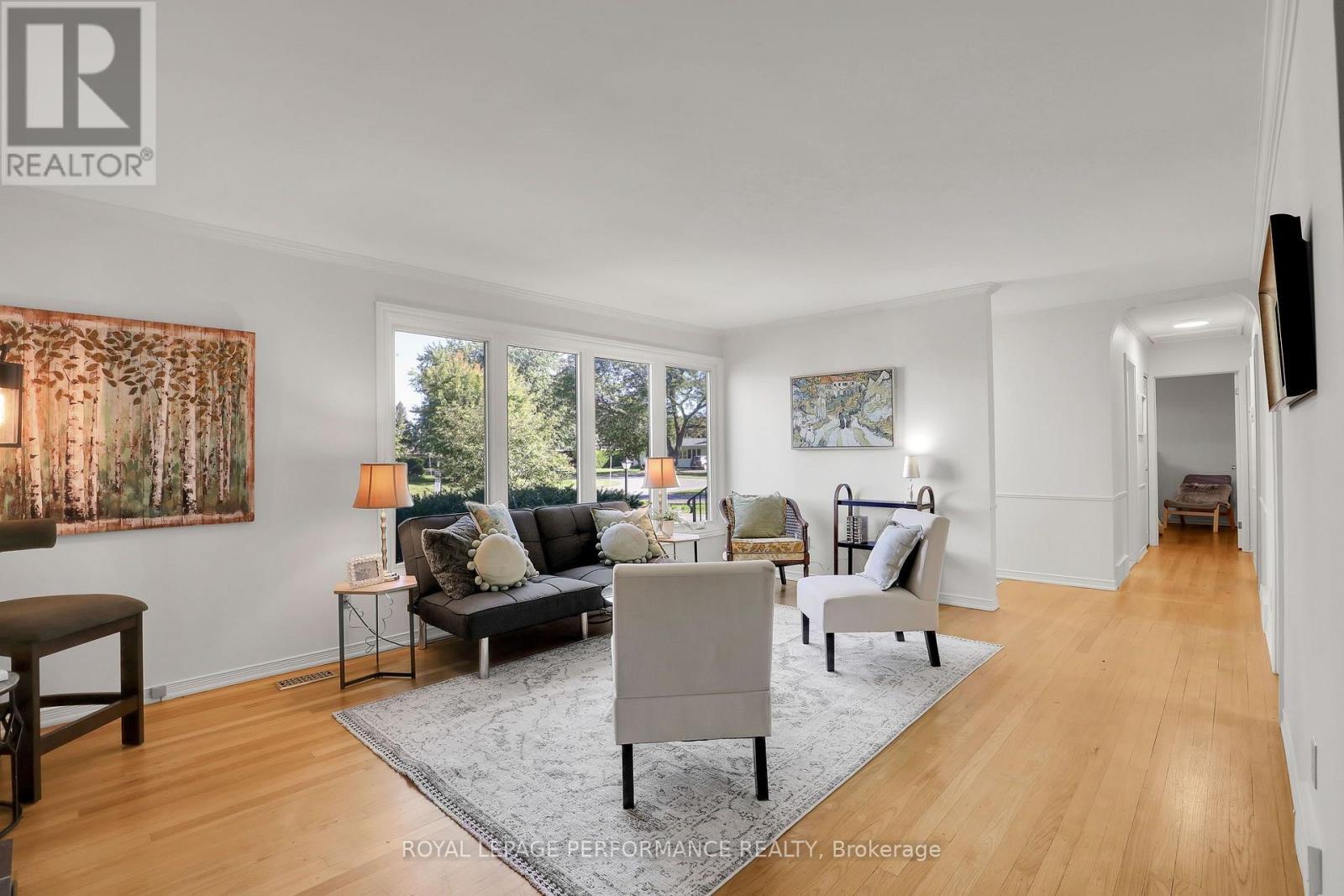 25 Thorncliff Place, Ottawa, ON