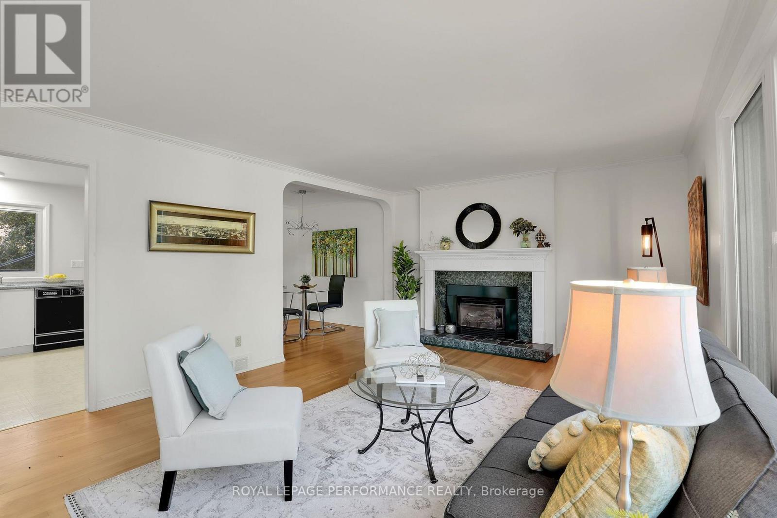 25 Thorncliff Place, Ottawa, ON