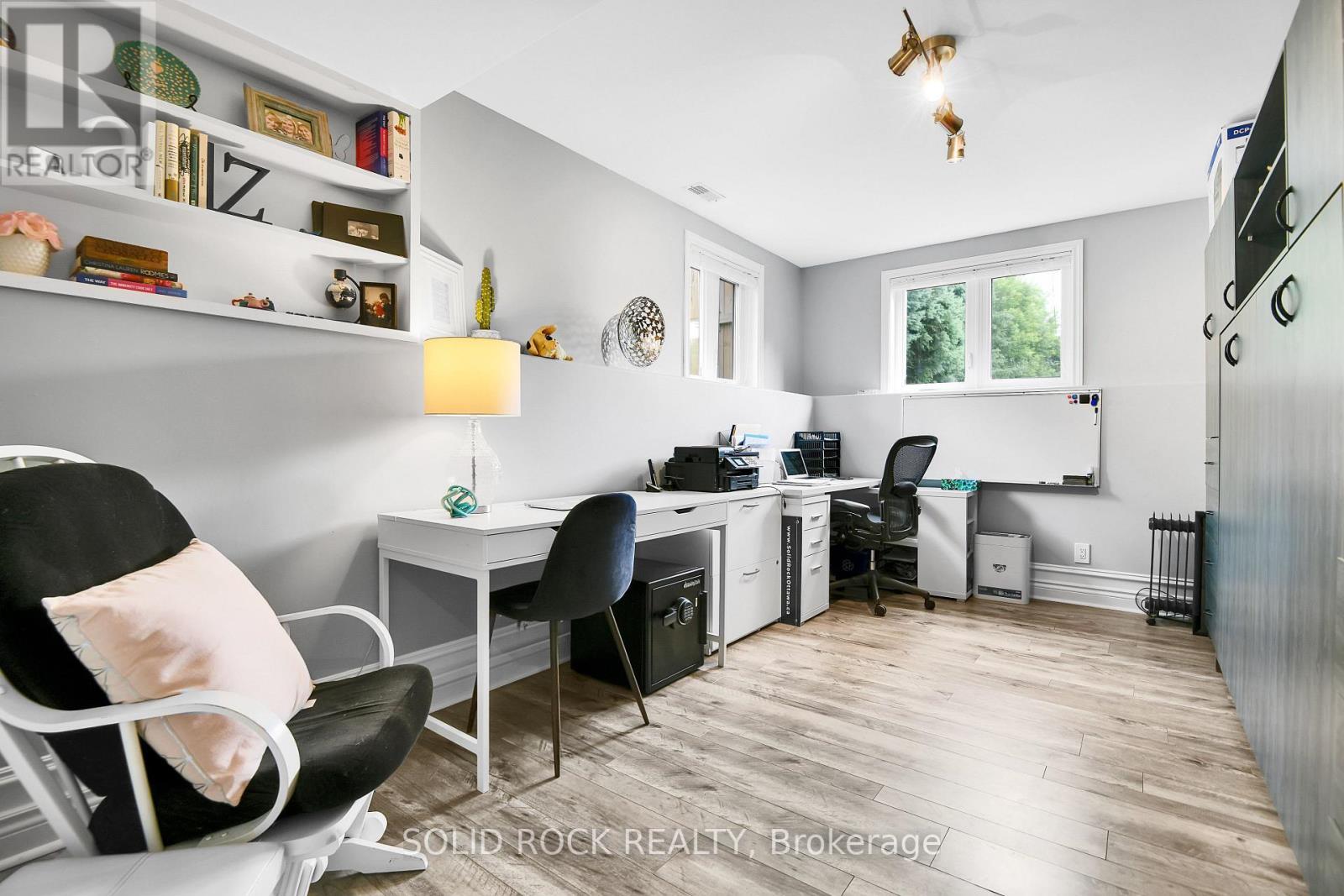 Office with Murphy Bed and Closet - 7040 Donwel Drive, Ottawa, ON