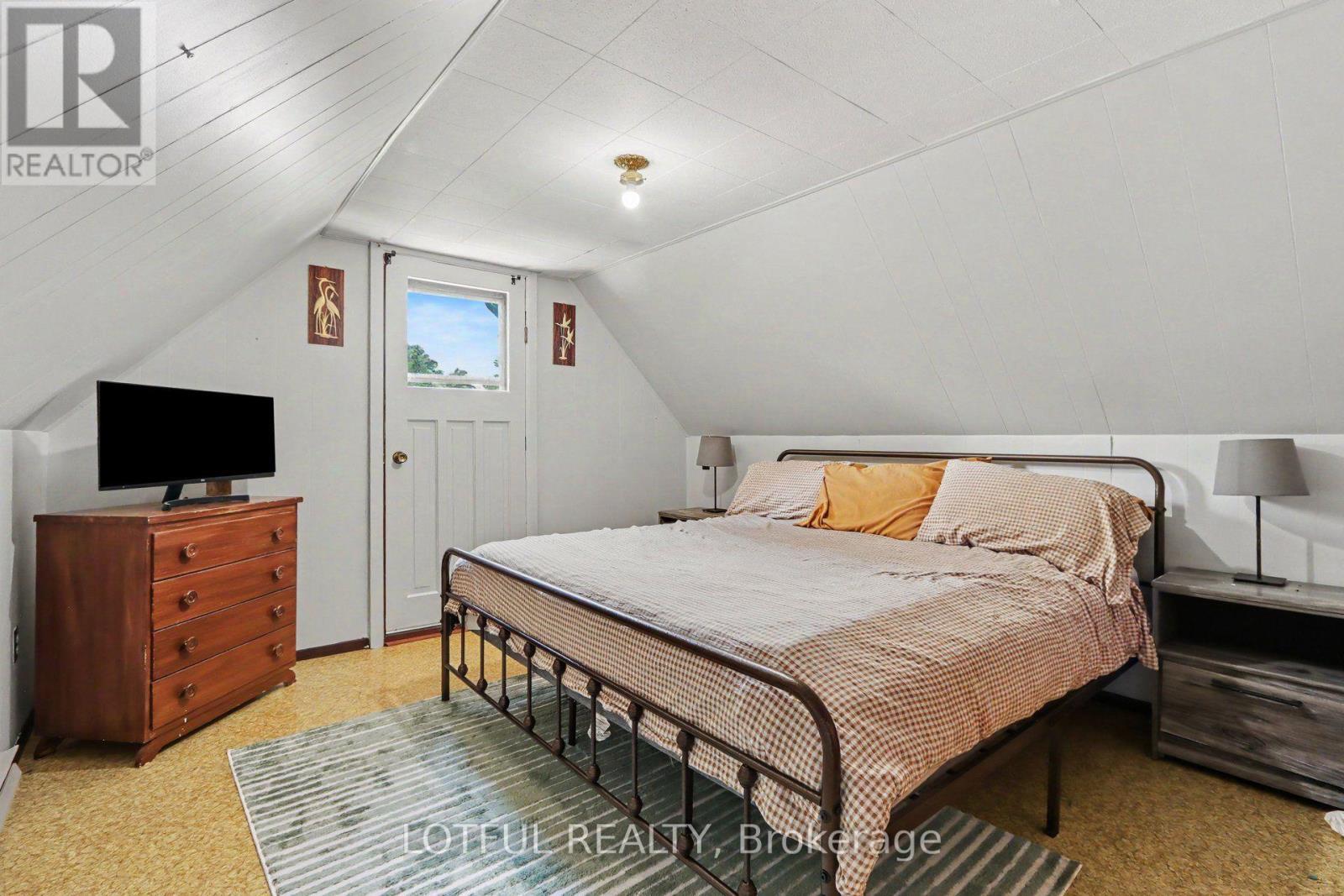 101 Maberly Station Road, Tay Valley, ON