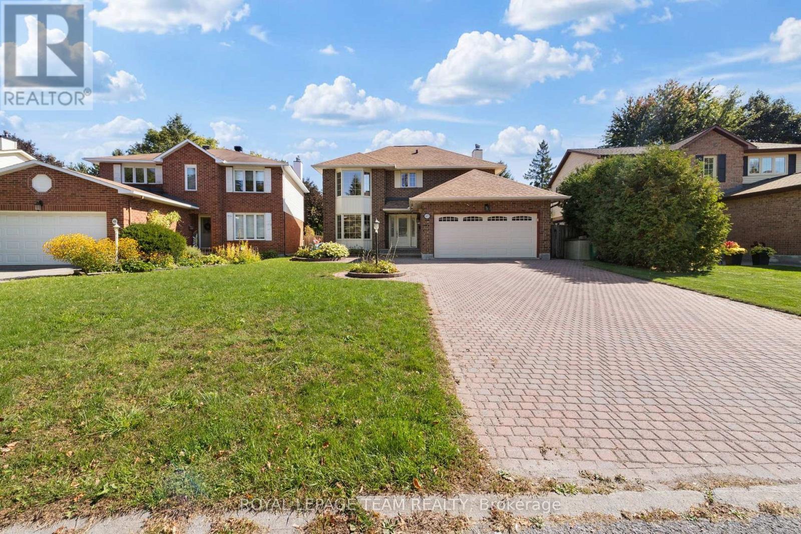 67 Holitman Drive, Ottawa, ON