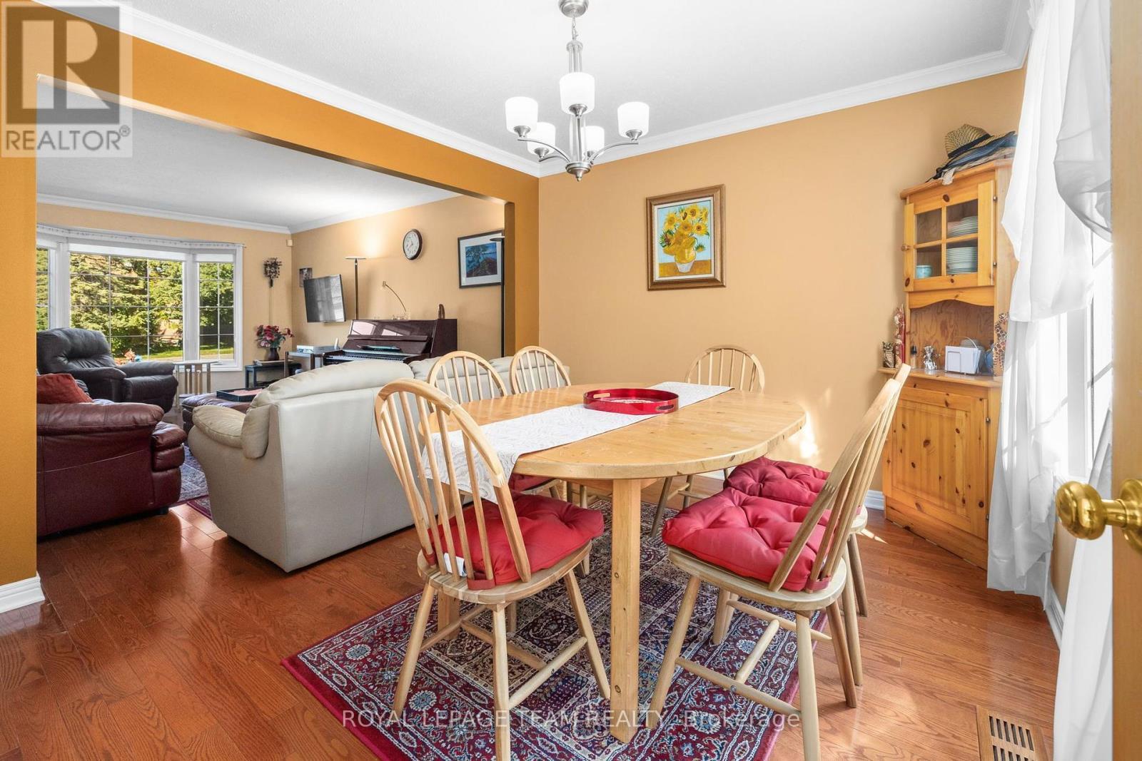 67 Holitman Drive, Ottawa, ON