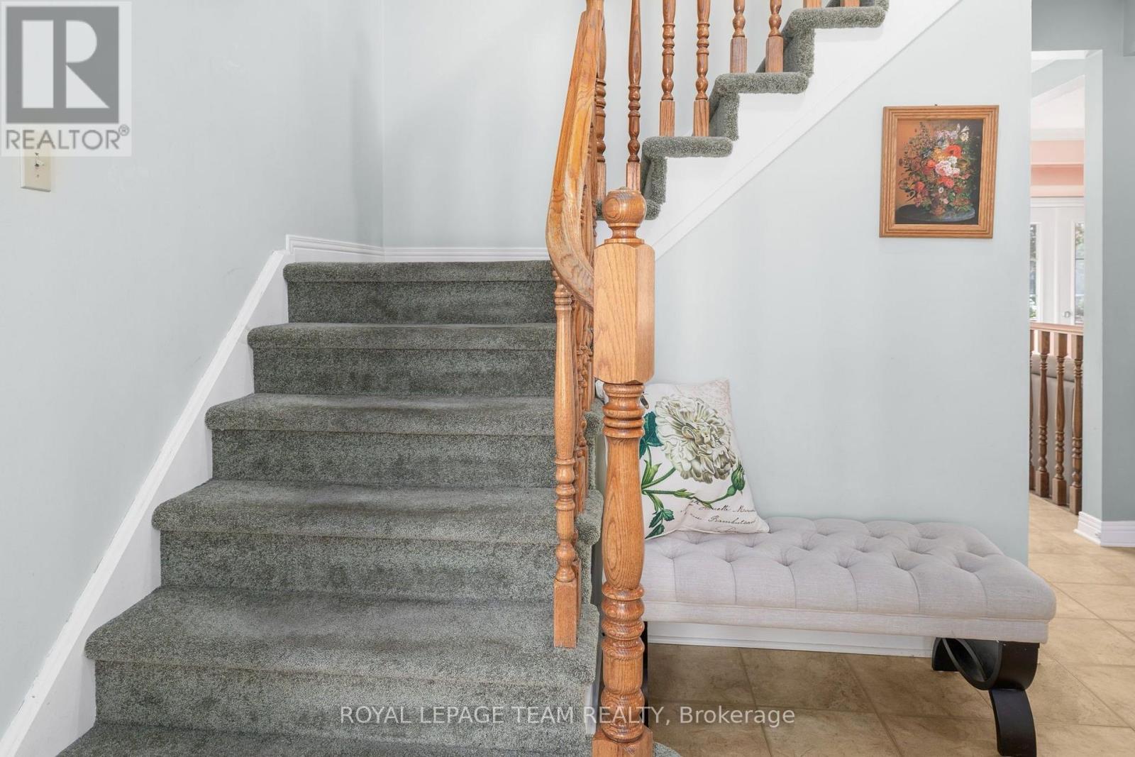 67 Holitman Drive, Ottawa, ON