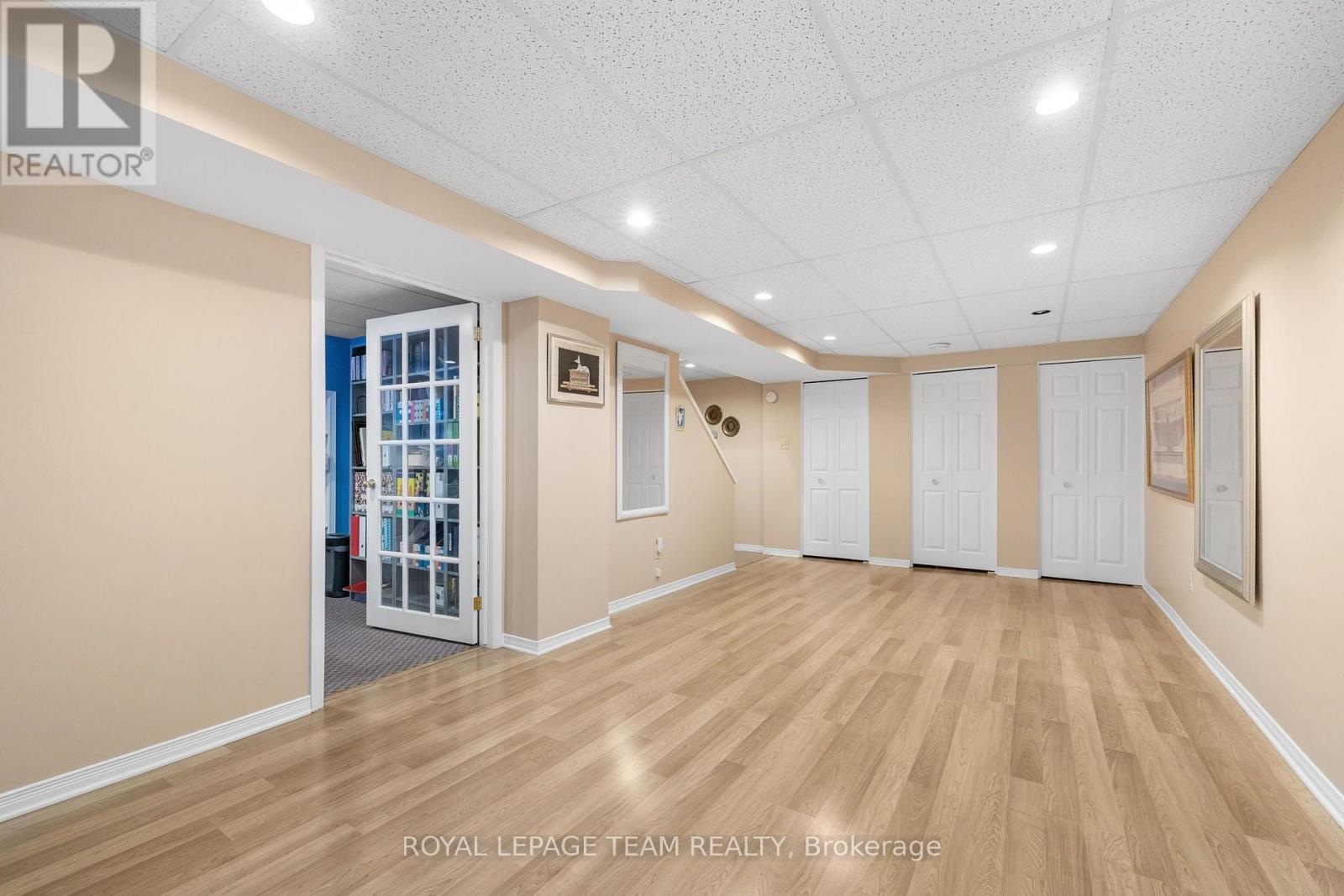67 Holitman Drive, Ottawa, ON