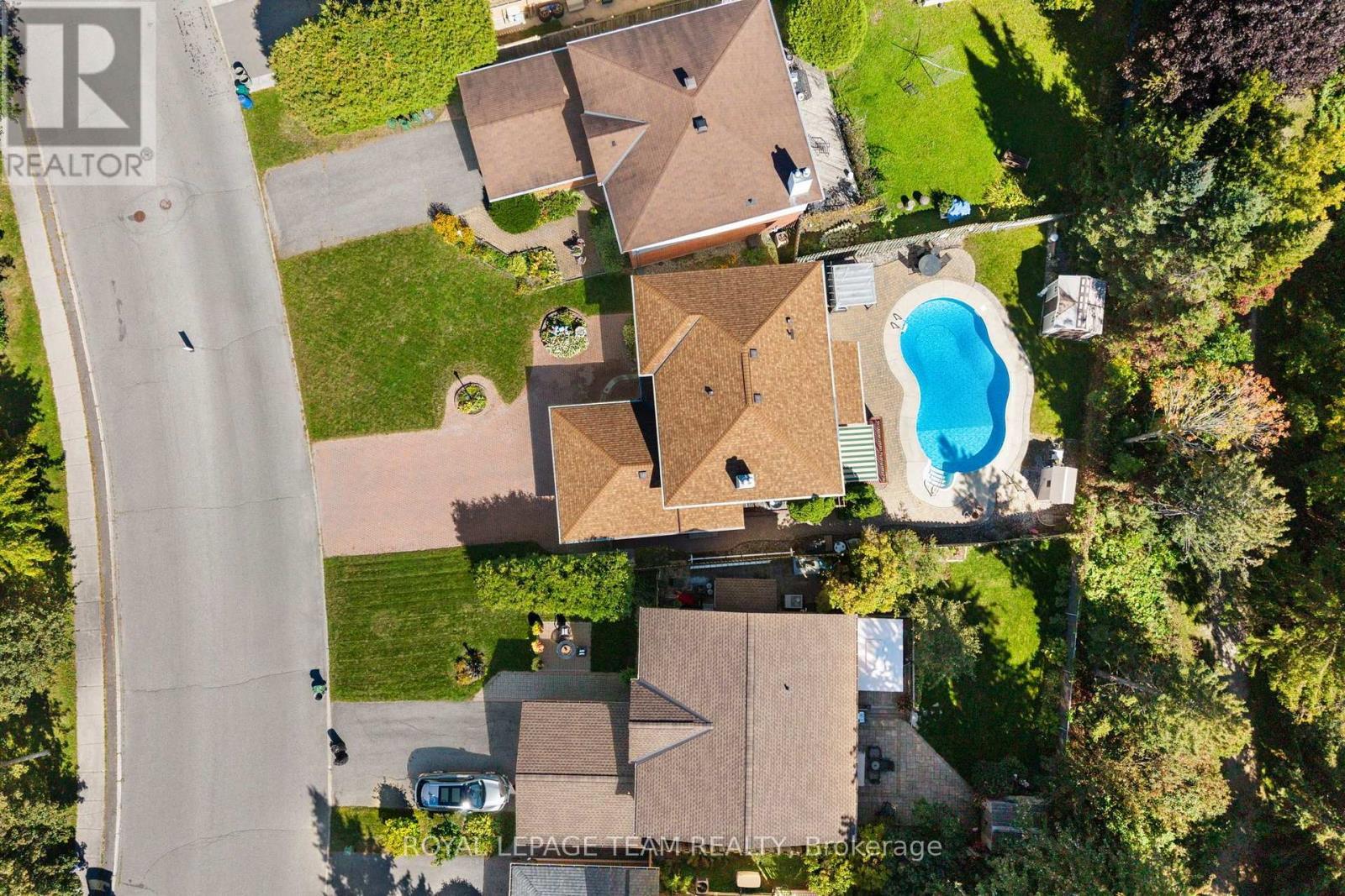 67 Holitman Drive, Ottawa, ON