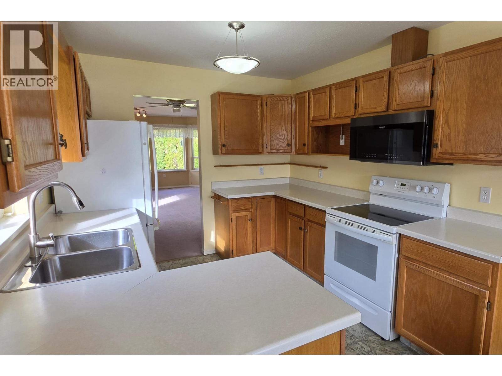 8 490 Lewis Drive, Quesnel, BC