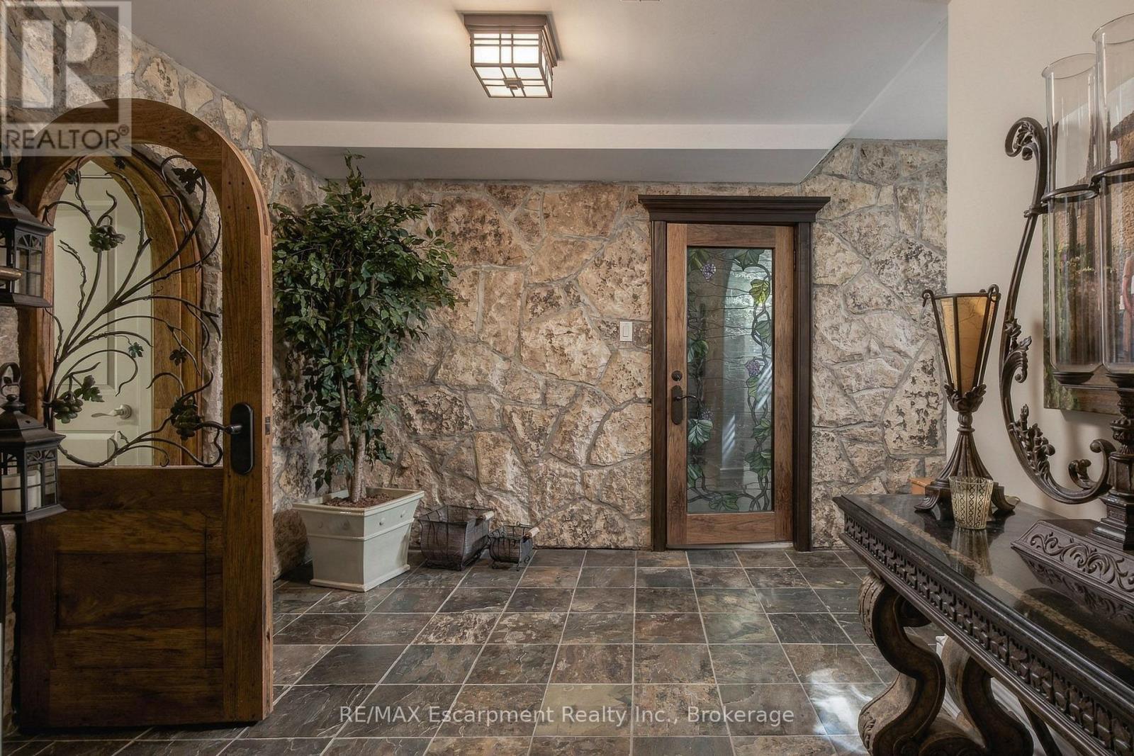 1074 Lavender Lane, Oakville (Mo Morrison), ON