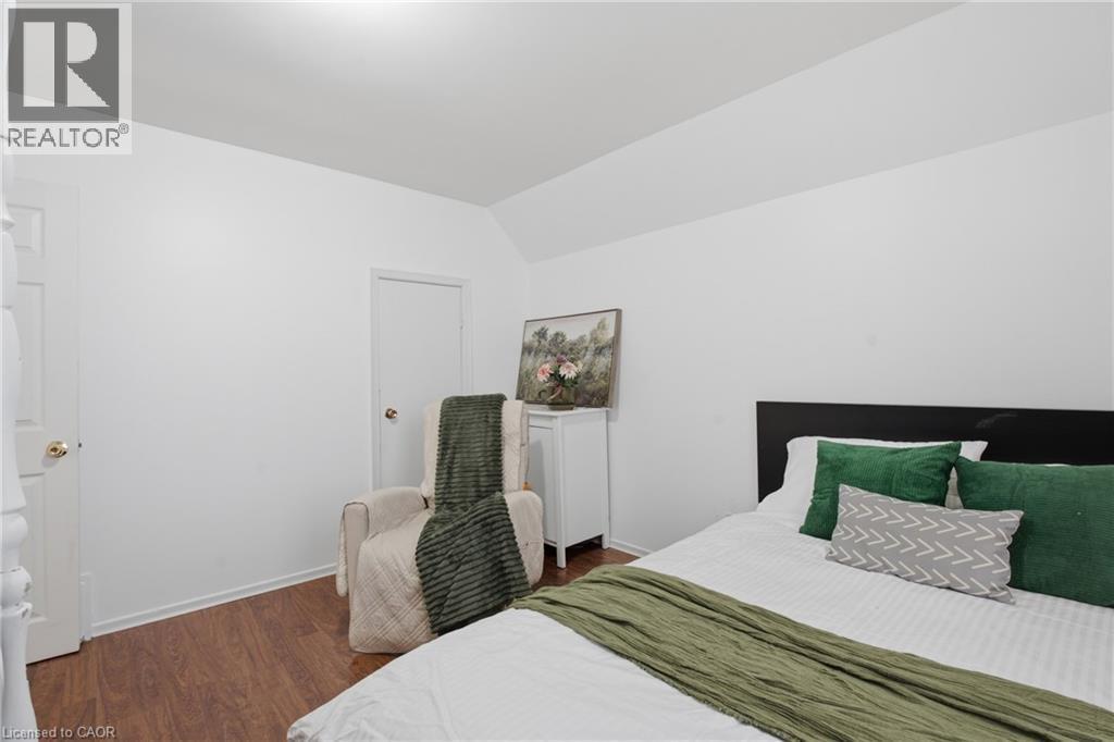 126 Niagara Street, Hamilton, ON