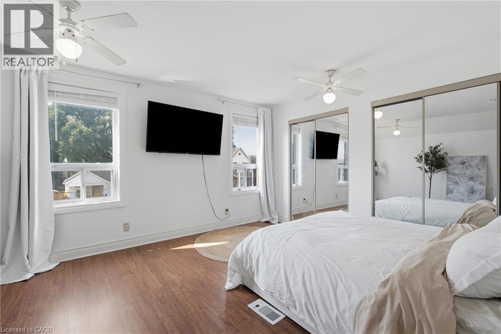 126 Niagara Street, Hamilton, ON