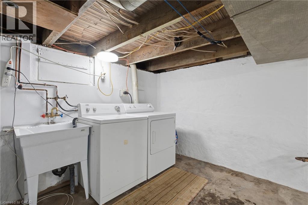 126 Niagara Street, Hamilton, ON
