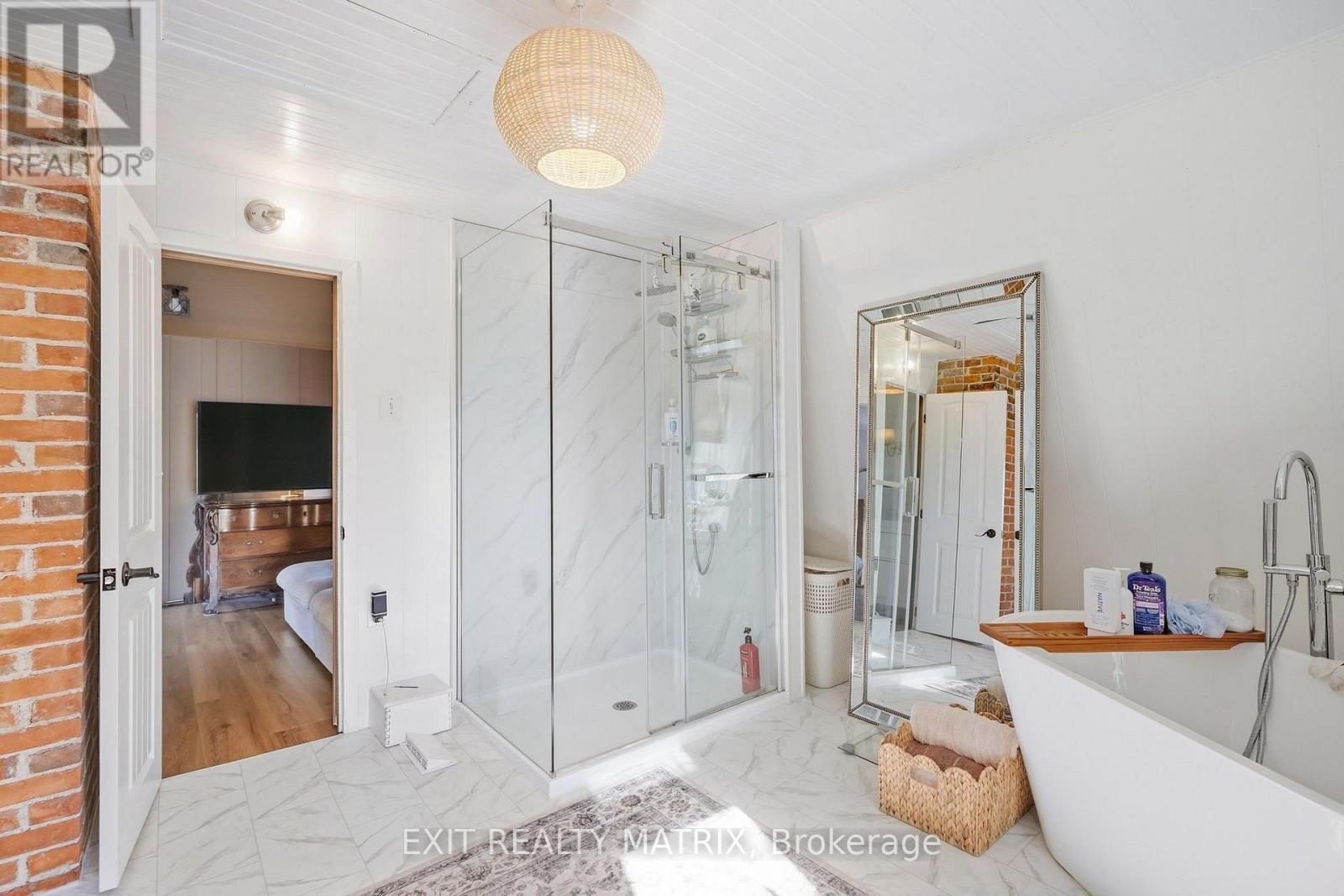 75 Stanley Avenue, Champlain, ON