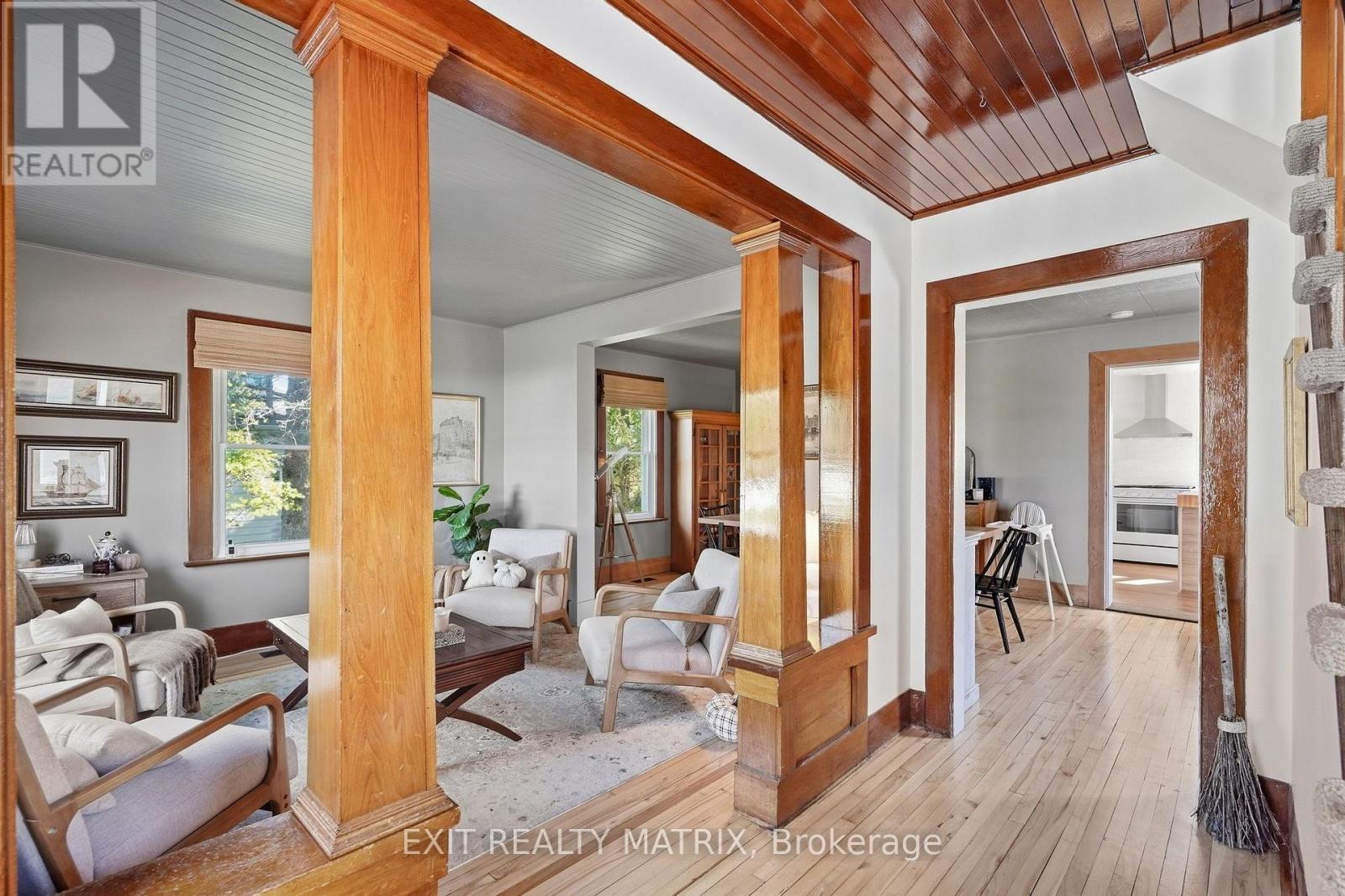 75 Stanley Avenue, Champlain, ON