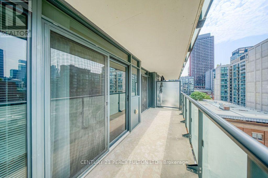 1107 - 400 Adelaide Street E, Toronto, ON