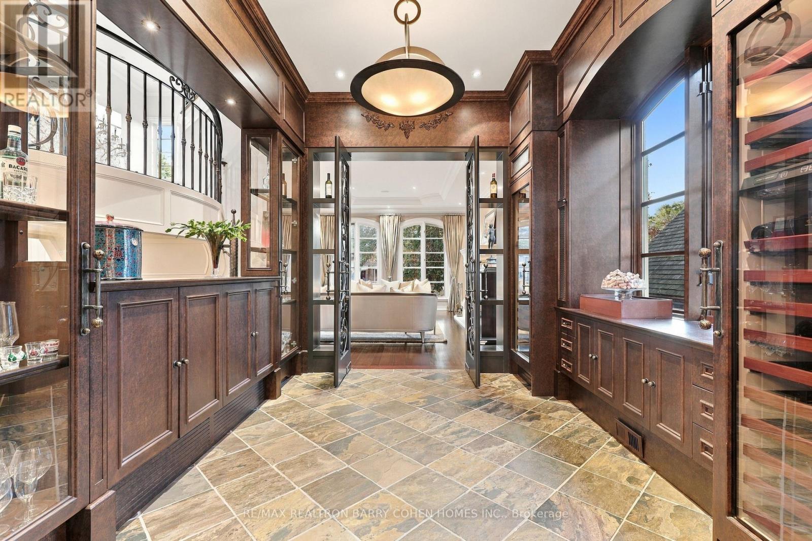 11 Doon Road, Toronto, ON