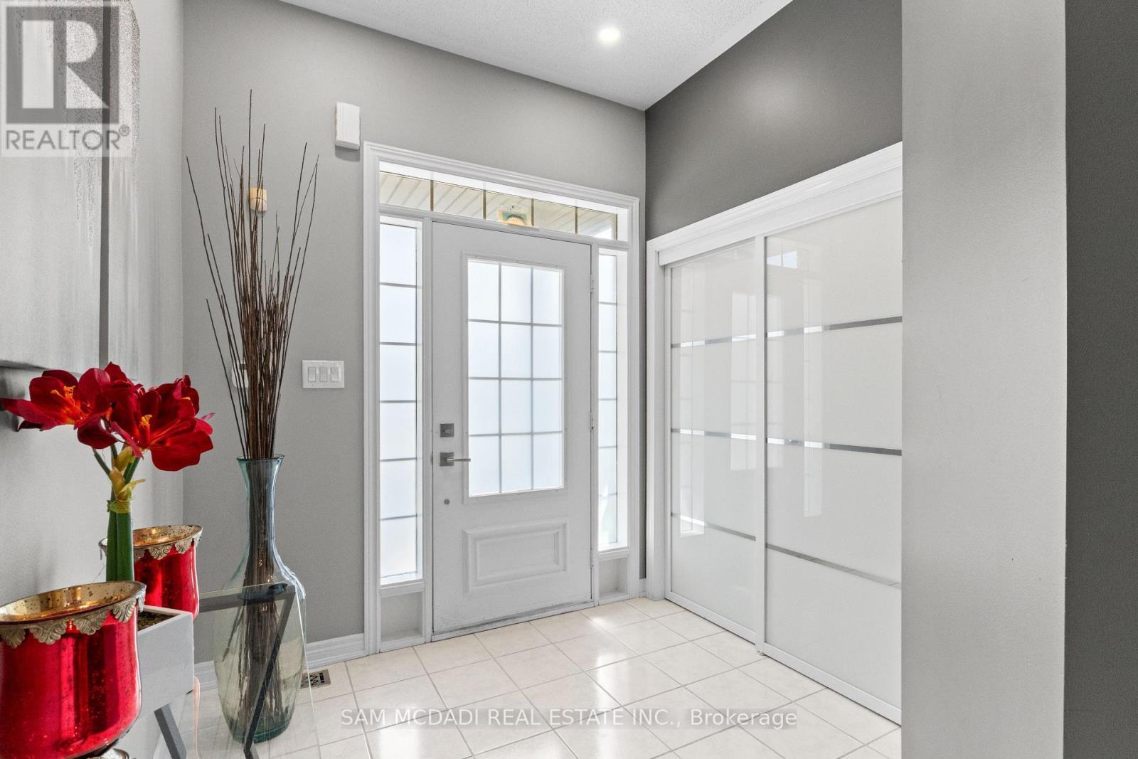 195 Holmes Crescent, Milton, ON