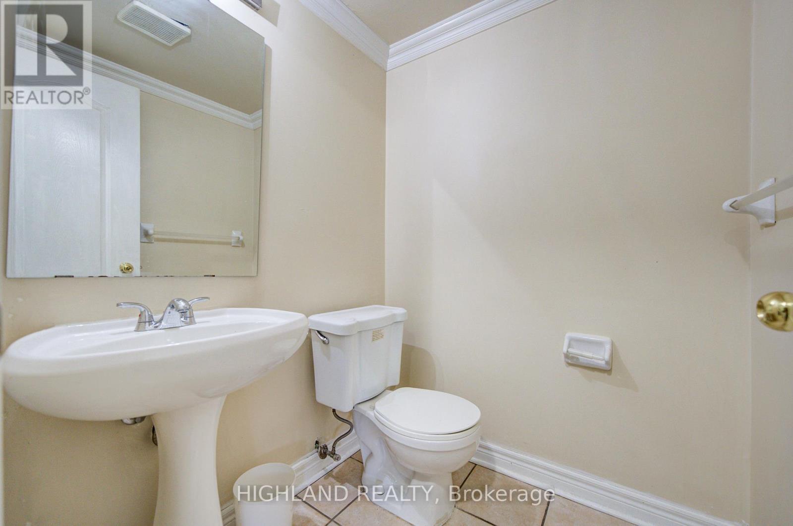5327 Landsborough Avenue, Mississauga, ON
