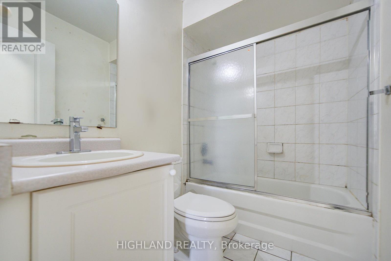 5327 Landsborough Avenue, Mississauga, ON