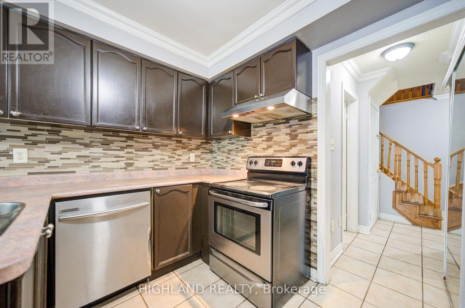 5327 Landsborough Avenue, Mississauga, ON