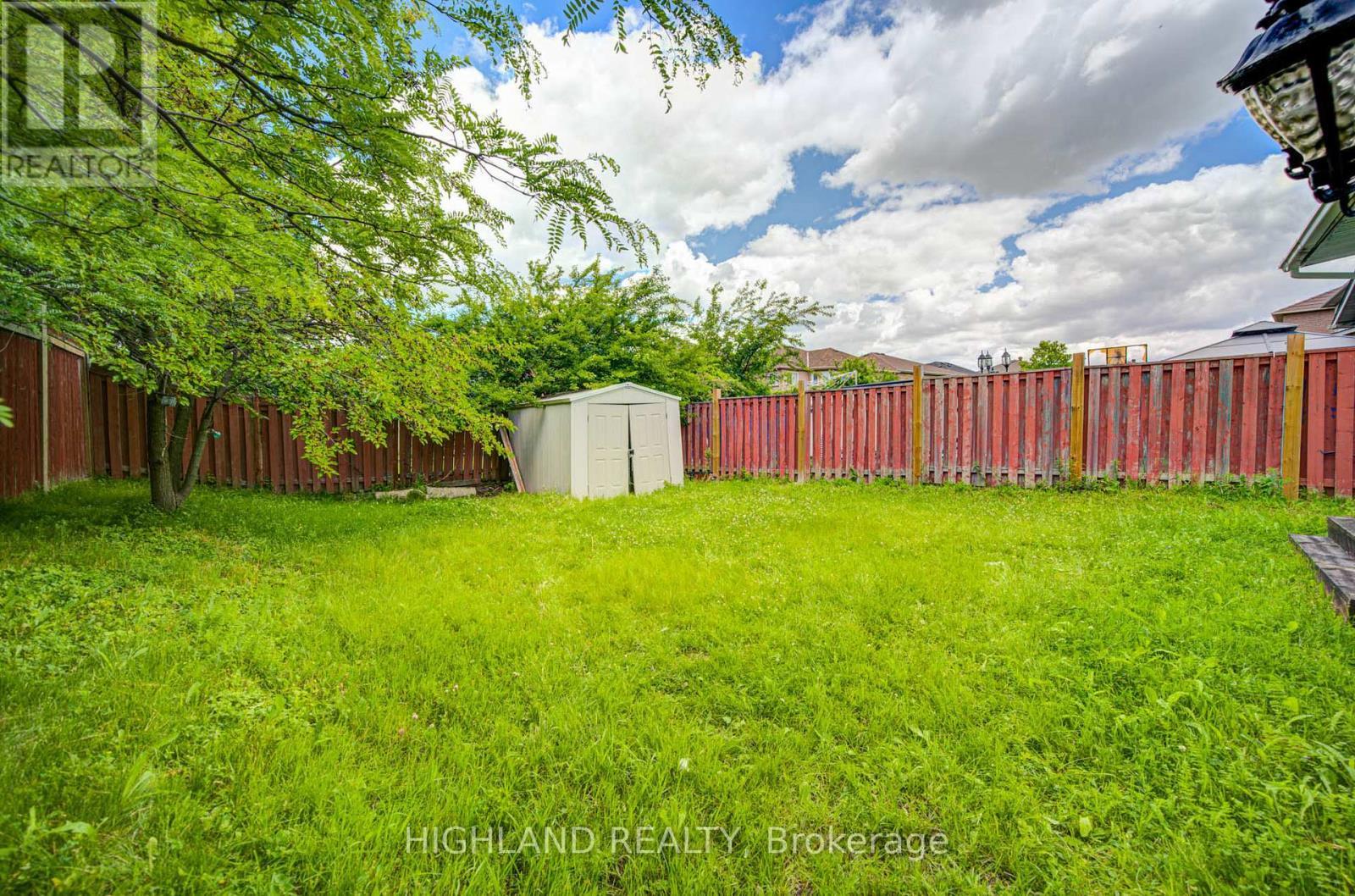 5327 Landsborough Avenue, Mississauga, ON