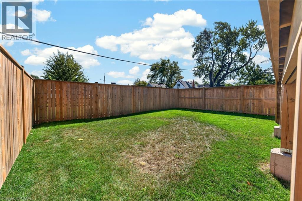 230 Knoll Street, Port Colborne, ON
