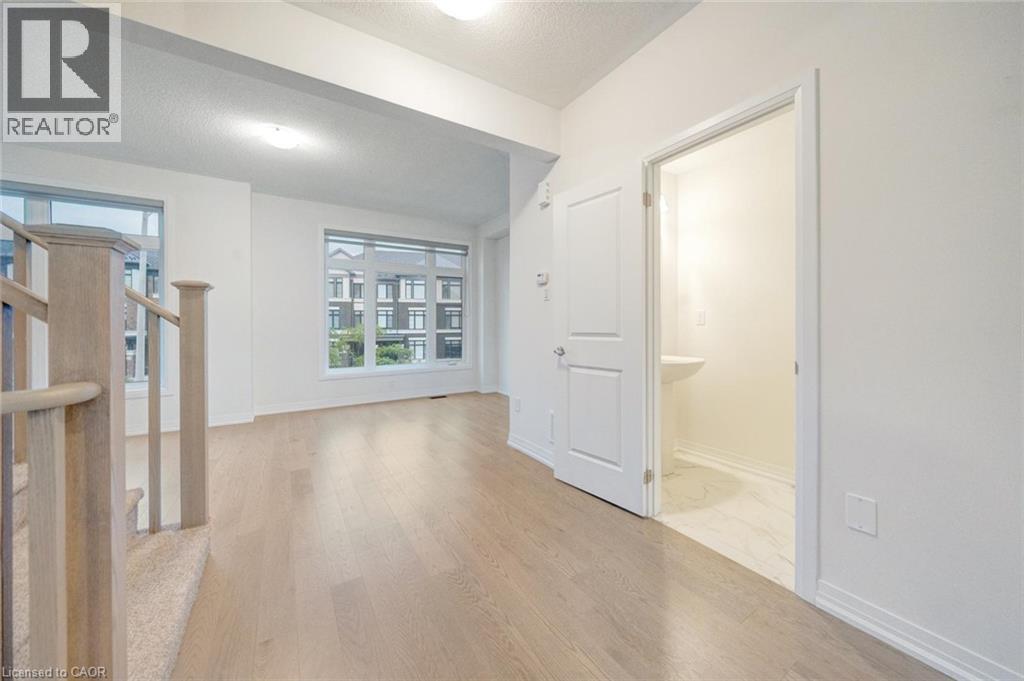 475 Provident Way, Mount Hope, ON