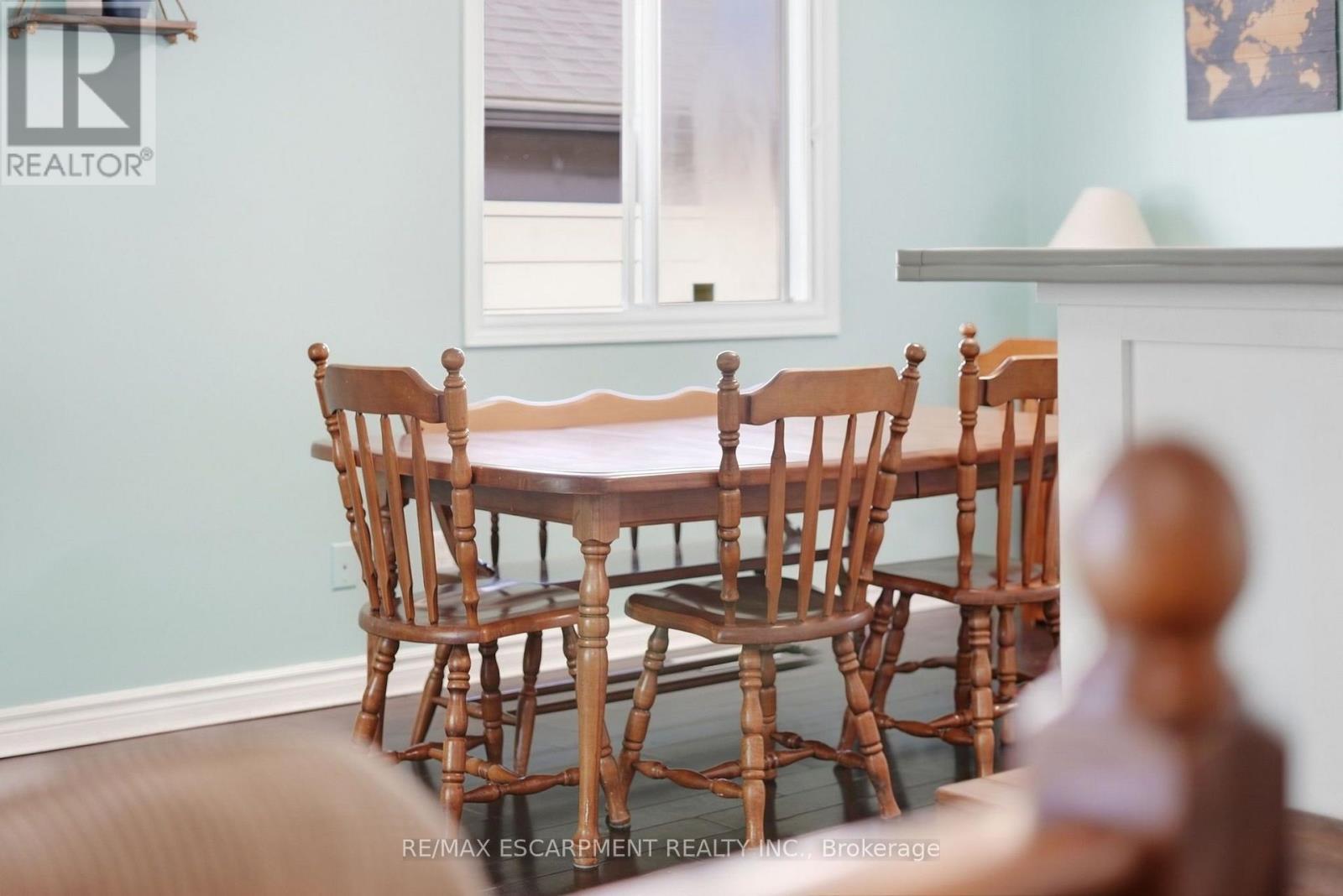 34 Grantham Avenue S, St. Catharines, ON