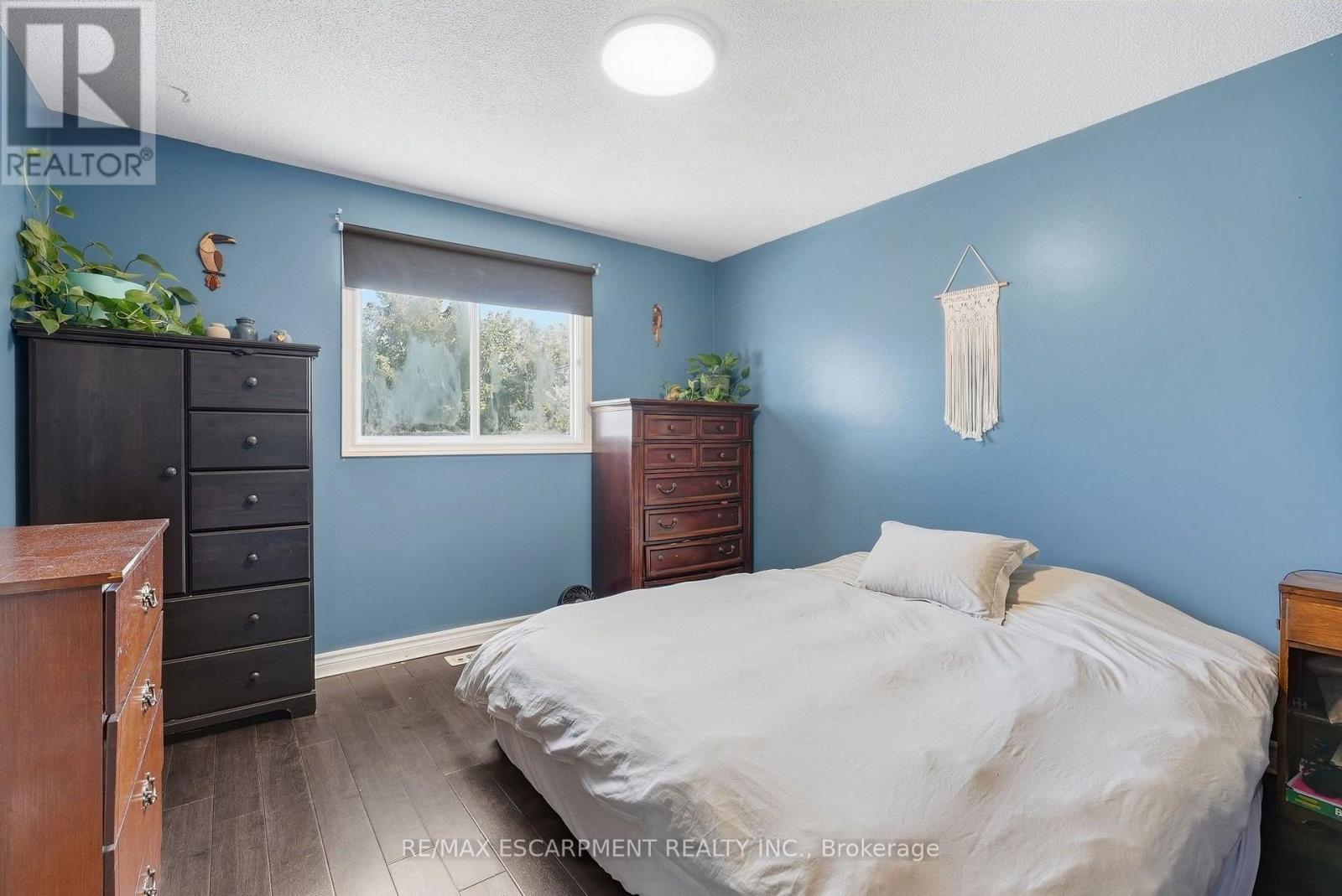 34 Grantham Avenue S, St. Catharines, ON