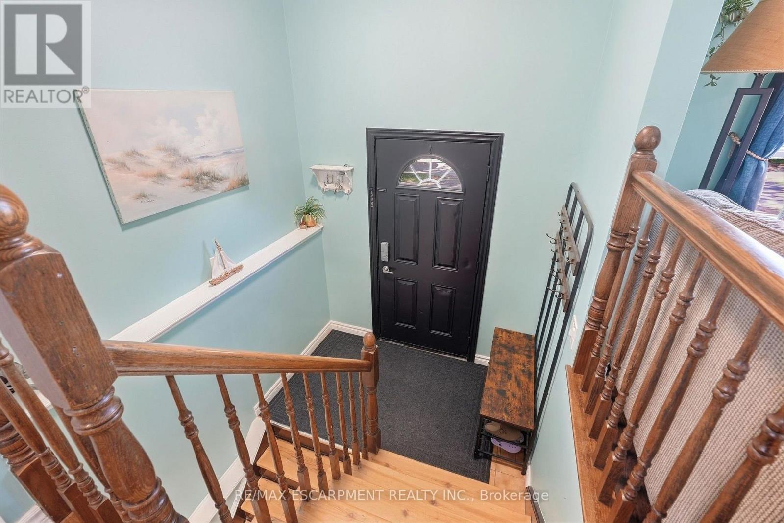 34 Grantham Avenue S, St. Catharines, ON