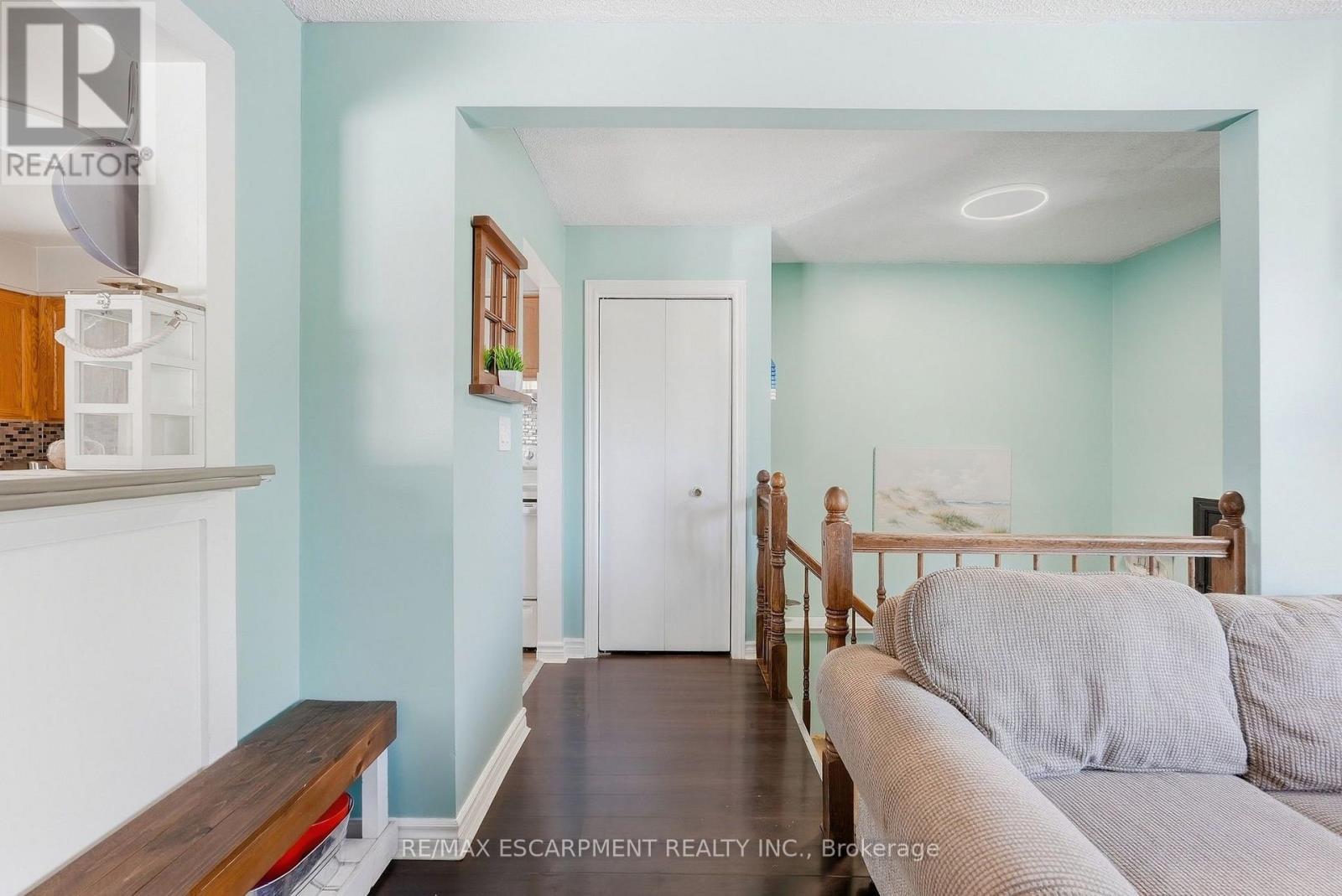 34 Grantham Avenue S, St. Catharines, ON