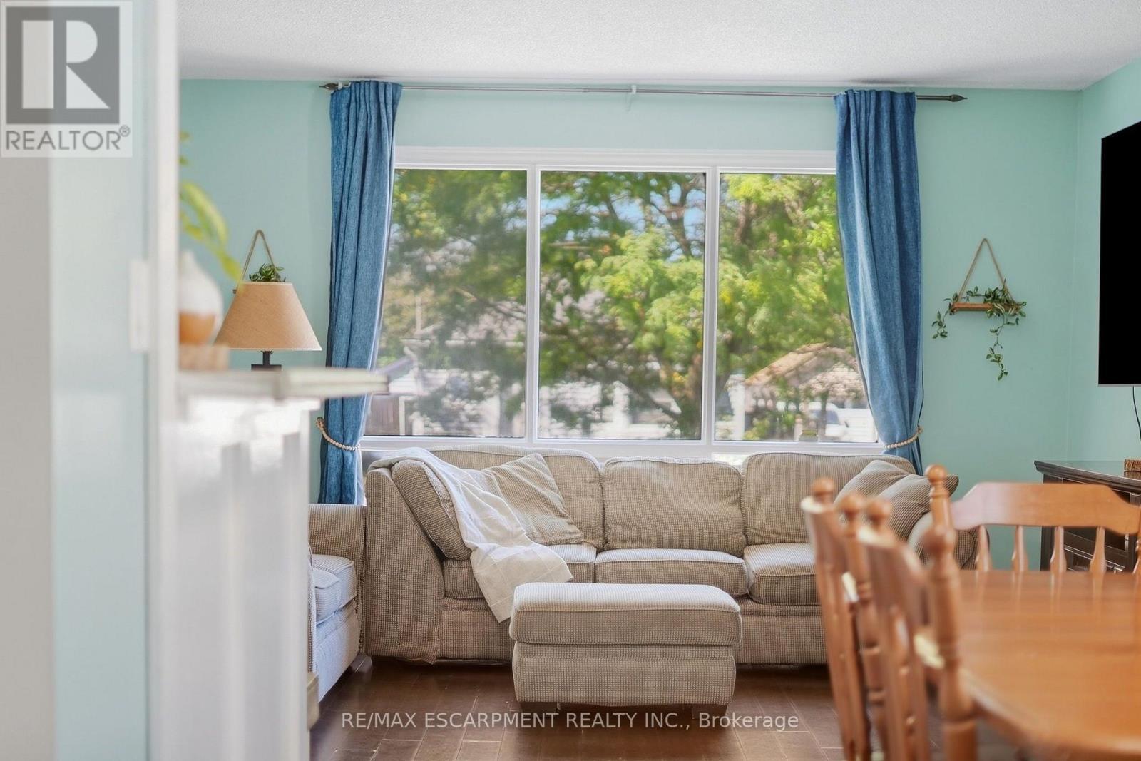 34 Grantham Avenue S, St. Catharines, ON
