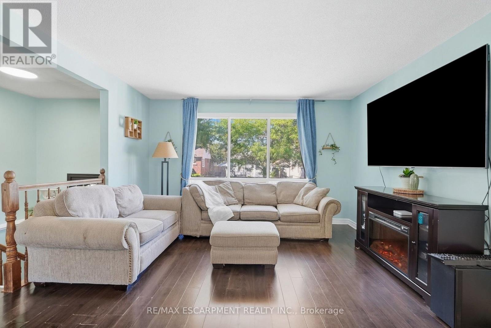 34 Grantham Avenue S, St. Catharines, ON