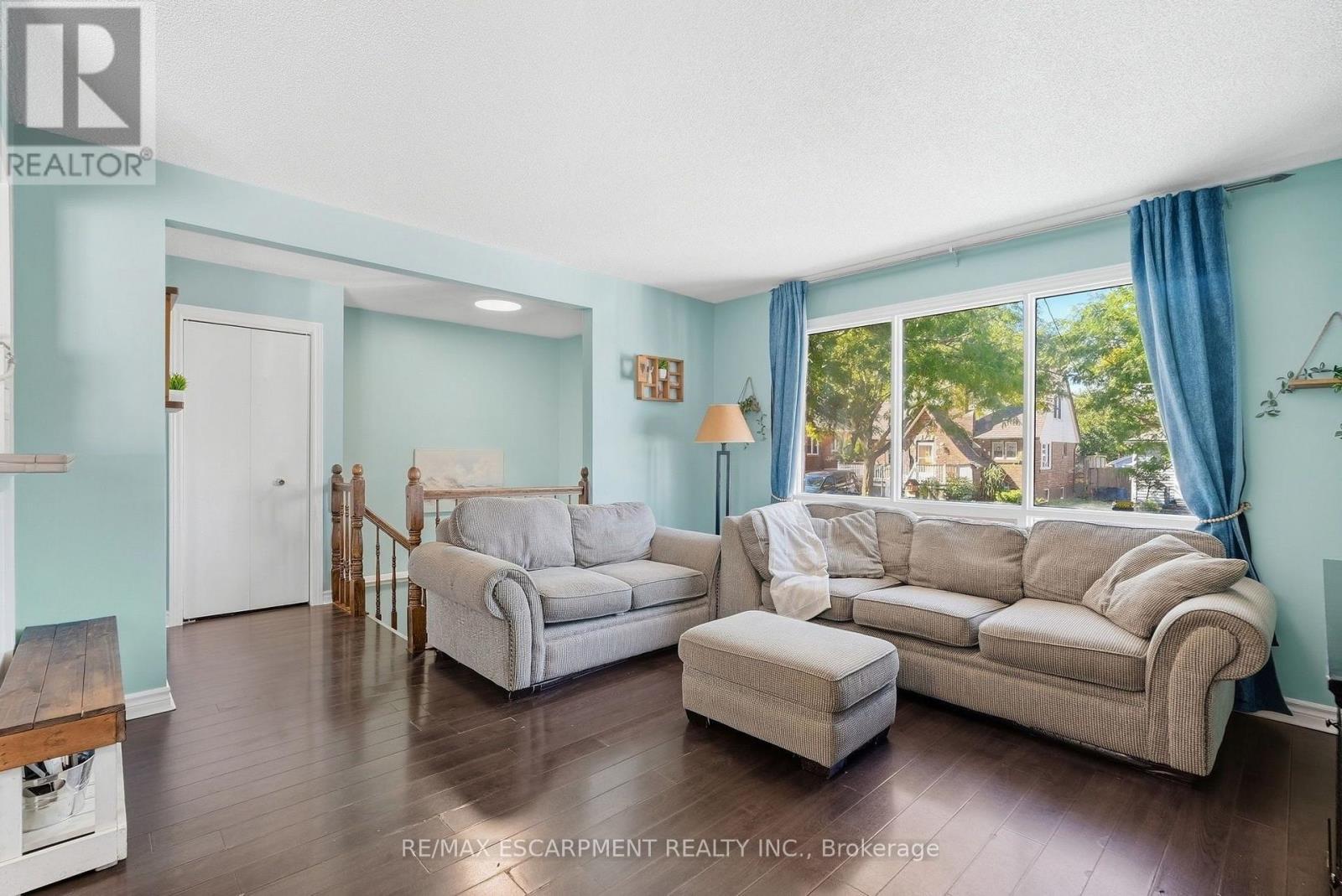 34 Grantham Avenue S, St. Catharines, ON