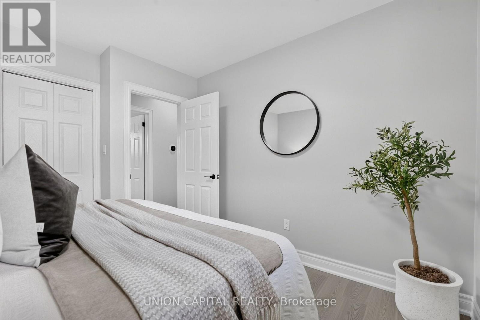 30 Collier Road N, Thorold, ON