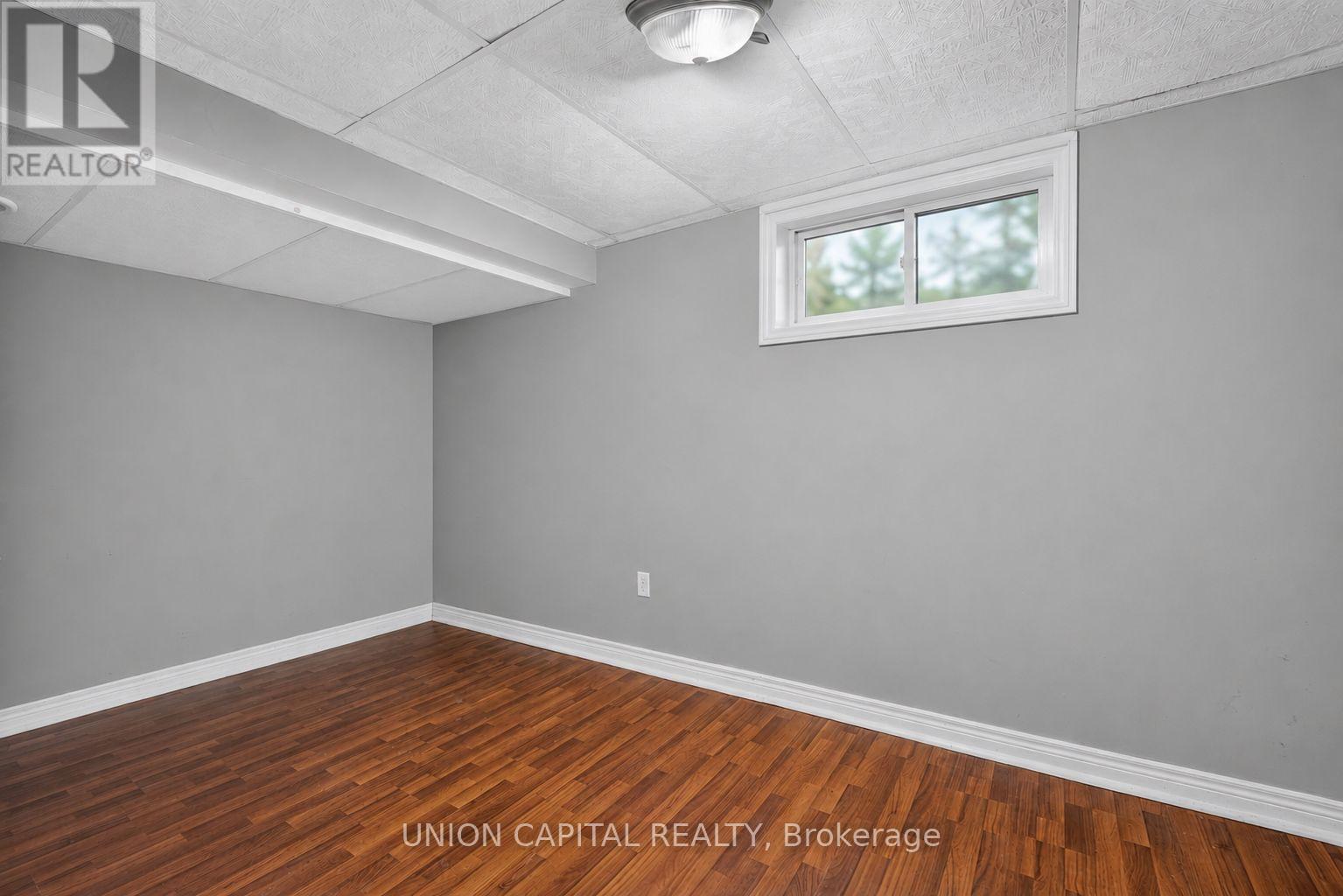 30 Collier Road N, Thorold, ON
