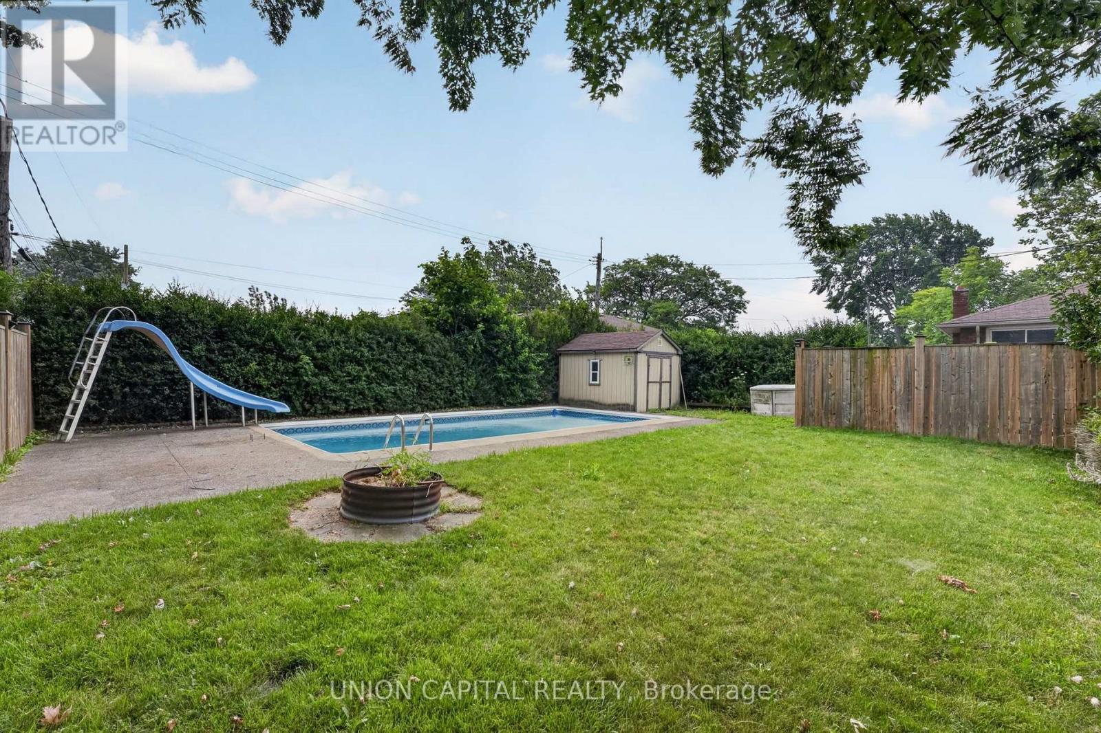 30 Collier Road N, Thorold, ON
