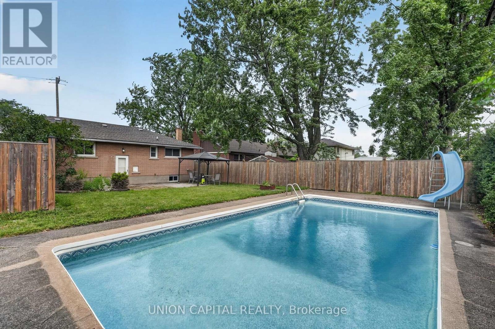 30 Collier Road N, Thorold, ON