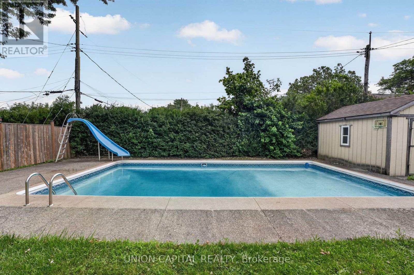 30 Collier Road N, Thorold, ON