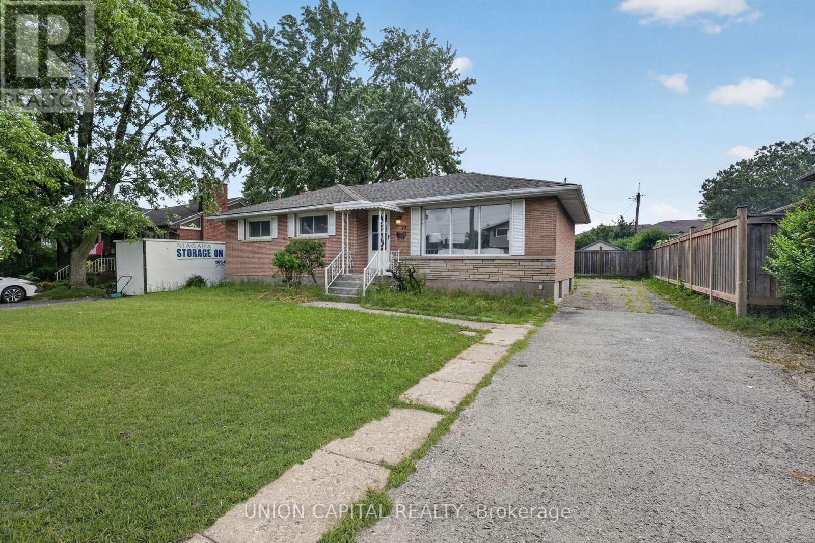 30 Collier Road N, Thorold, ON