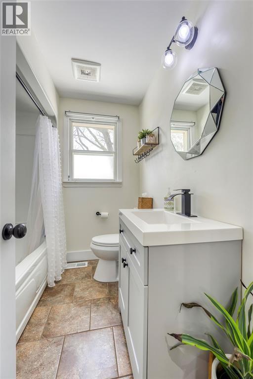 958 Hagle Street, Sarnia, ON