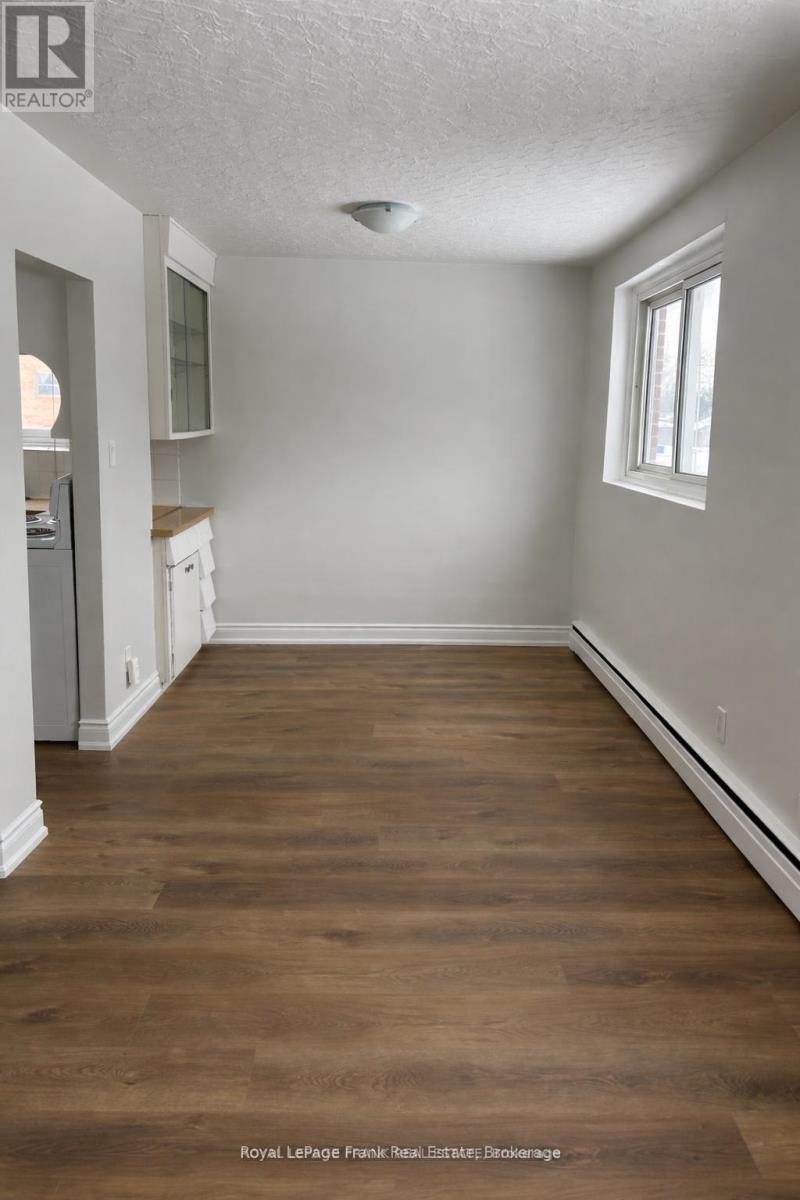 180 Nipigon Street, Oshawa (Mclaughlin), ON