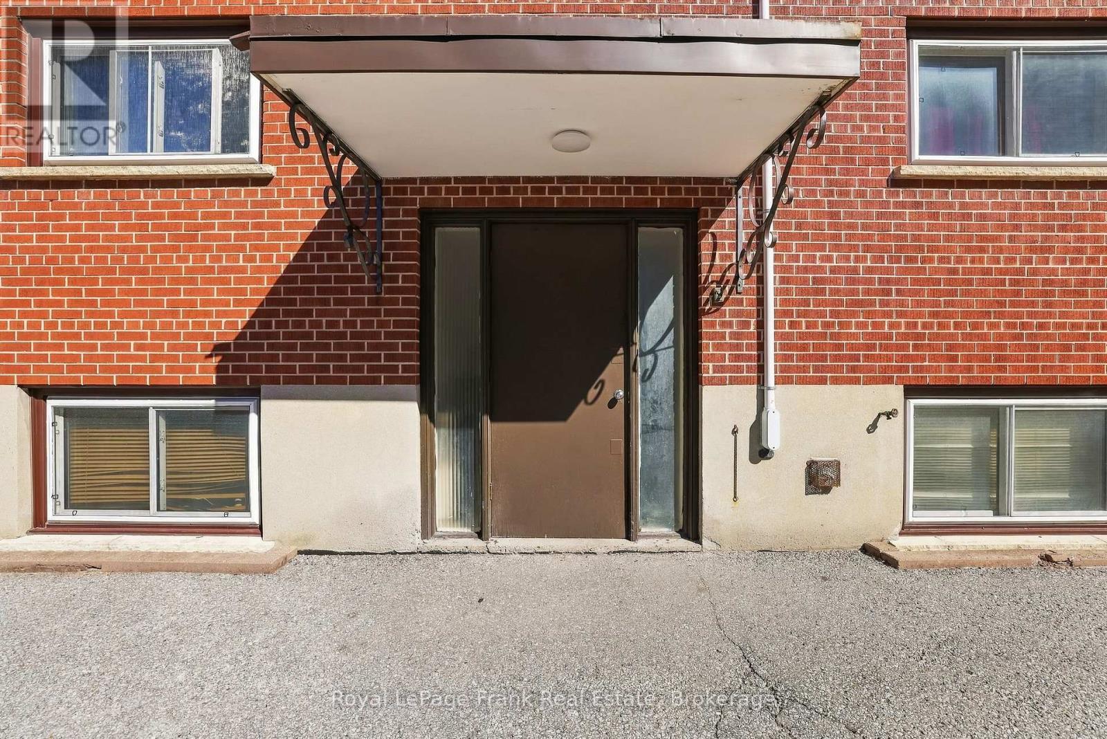 180 Nipigon Street, Oshawa (Mclaughlin), ON