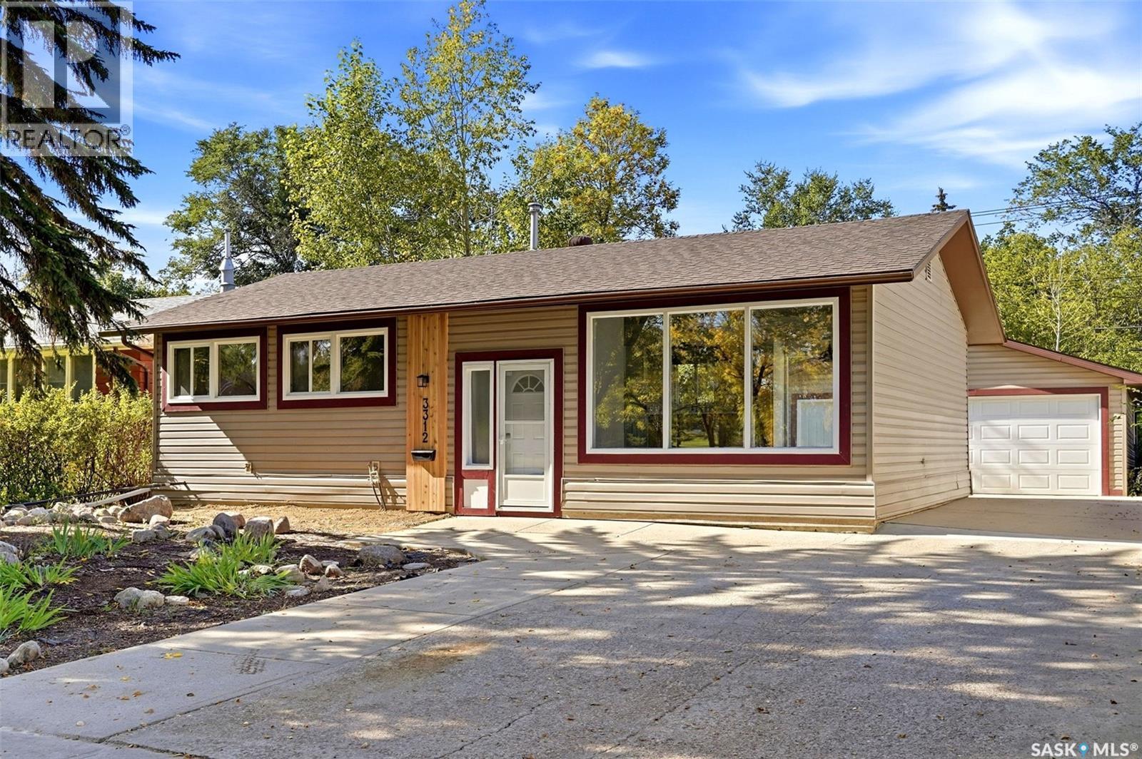 3312 Grant Road, Regina, SK